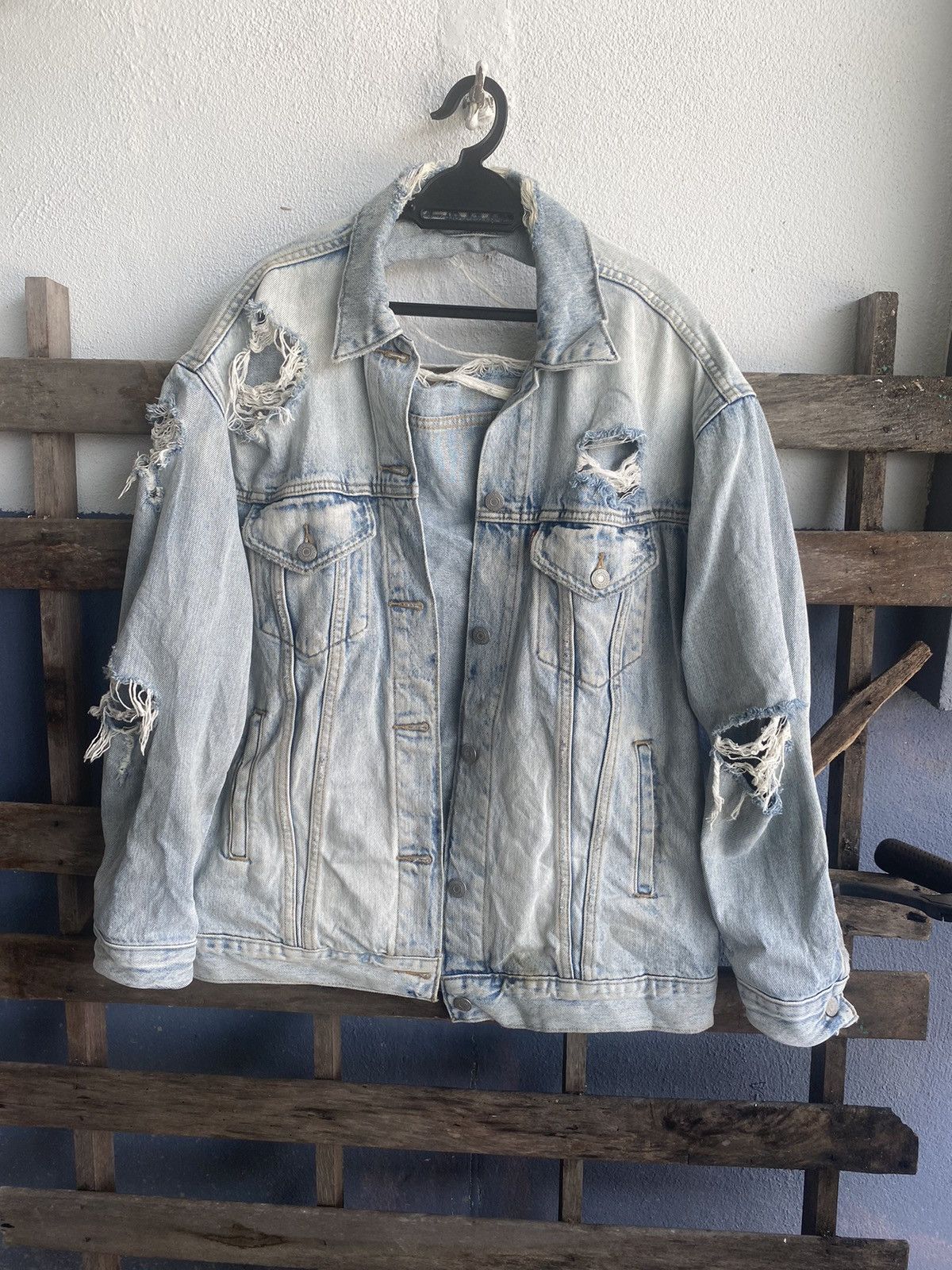 image of Distressed Denim x Levis Blue Faded Distressed Trucker Denim Jacket, Men's (Size Small)