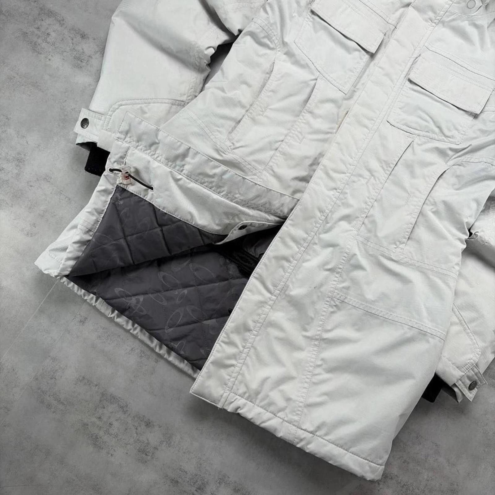 Oakley Y2K White Oakley Road Fuel Ski Snow Jacket Size S / US 4 / IT 40 - 7 Thumbnail