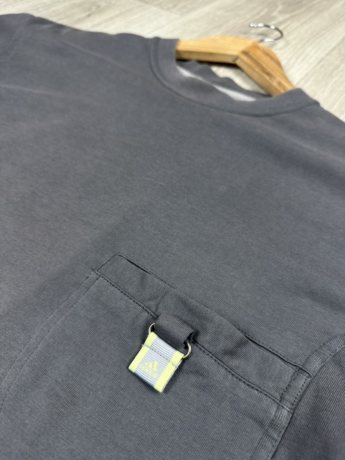 Adidas × Vintage Vintage Adidas 90s Suit T-Shirts and Shorts Y2K Size US L / EU 52-54 / 3 - 6 Thumbnail