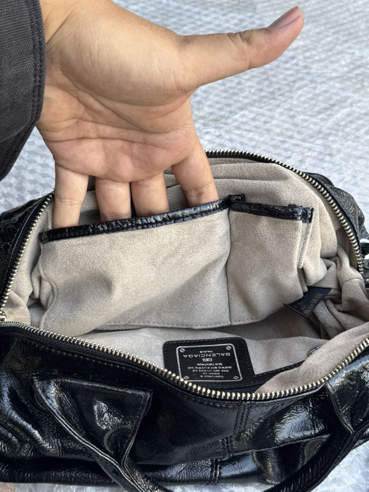 Balenciaga Balenciaga HandBags ❤️‍🔥RARE❤️‍🔥 Size ONE SIZE - 13 Thumbnail