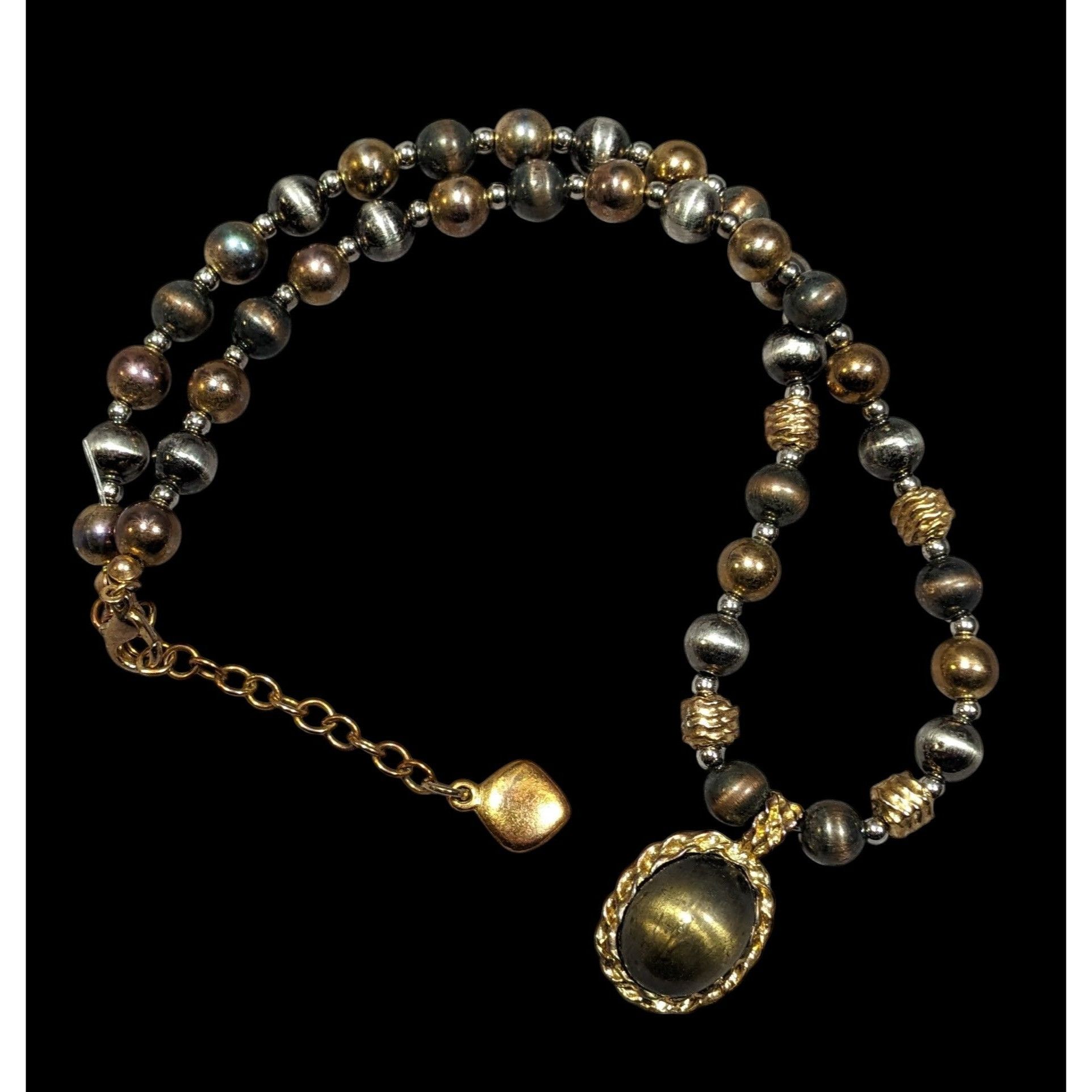 Other Vintage Gold And Silver Beaded Pendant Necklace Size ONE SIZE - 1 Thumbnail