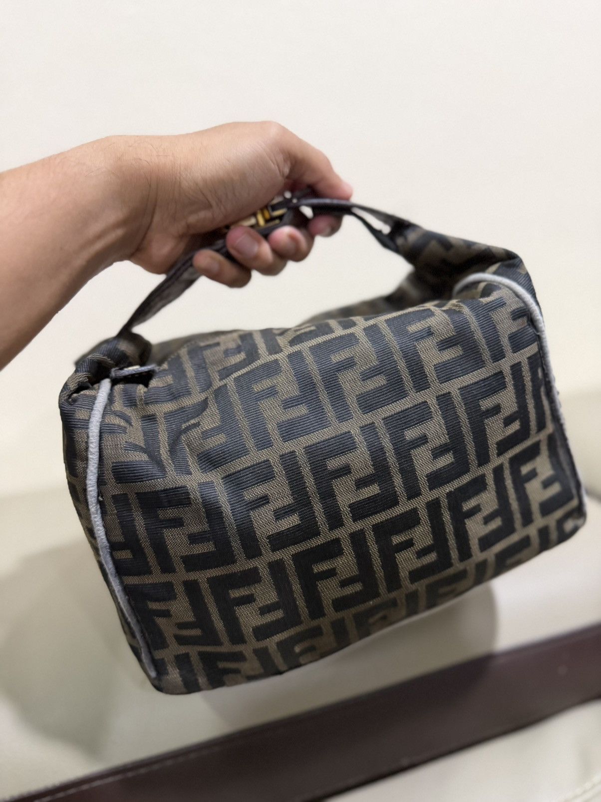 Fendi Authentic Fendi Zucca Monogram Canvas Toiletries Hand Bag Size ONE SIZE - 25 Thumbnail