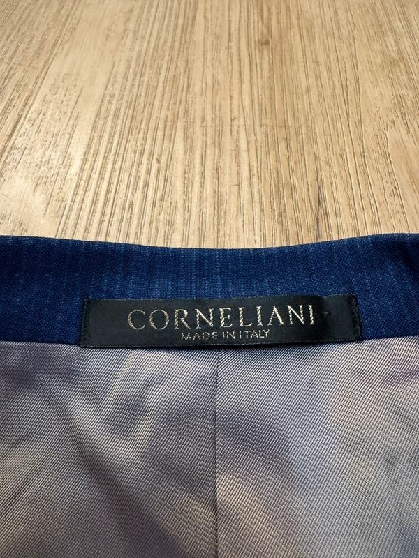 Corneliani Corneliani Italy Academy Suit Virgin Wool 48 like new Size 48R - 8 Thumbnail