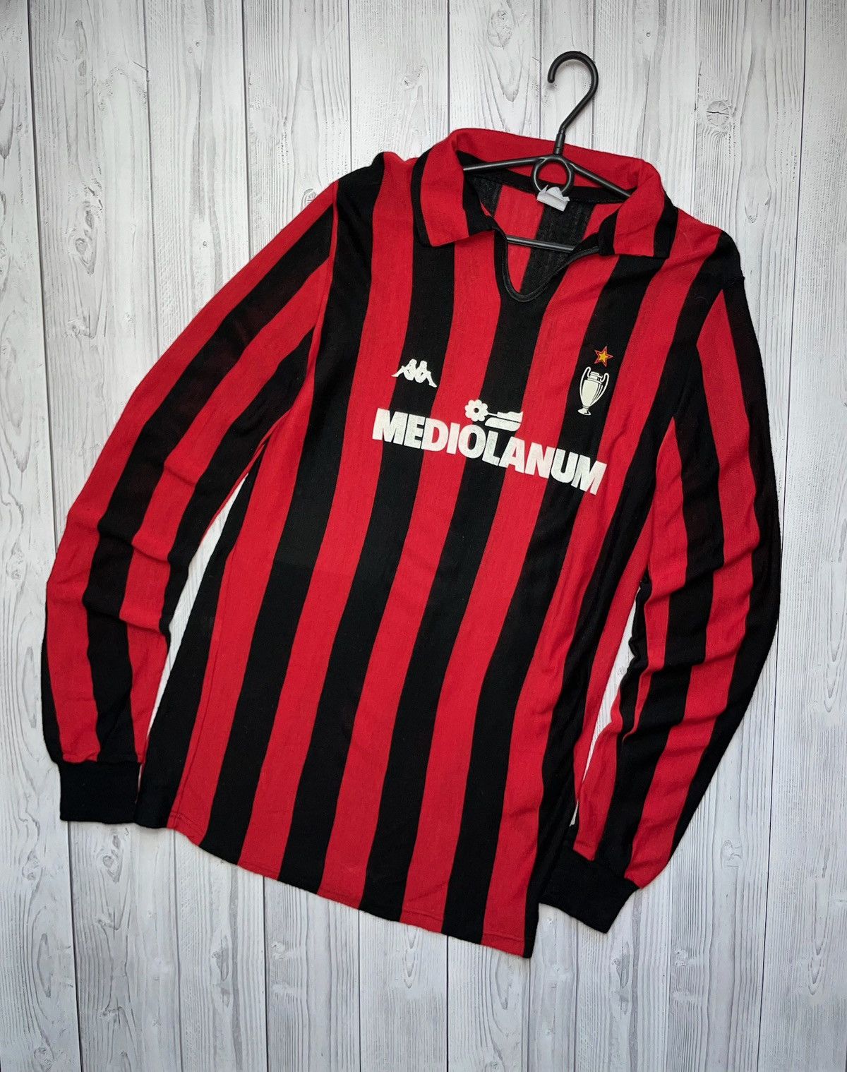Vintage Vintage AC Milan soccer long sleeve size L/XL Mediolanum Size US L / EU 52-54 / 3 - 1 Thumbnail