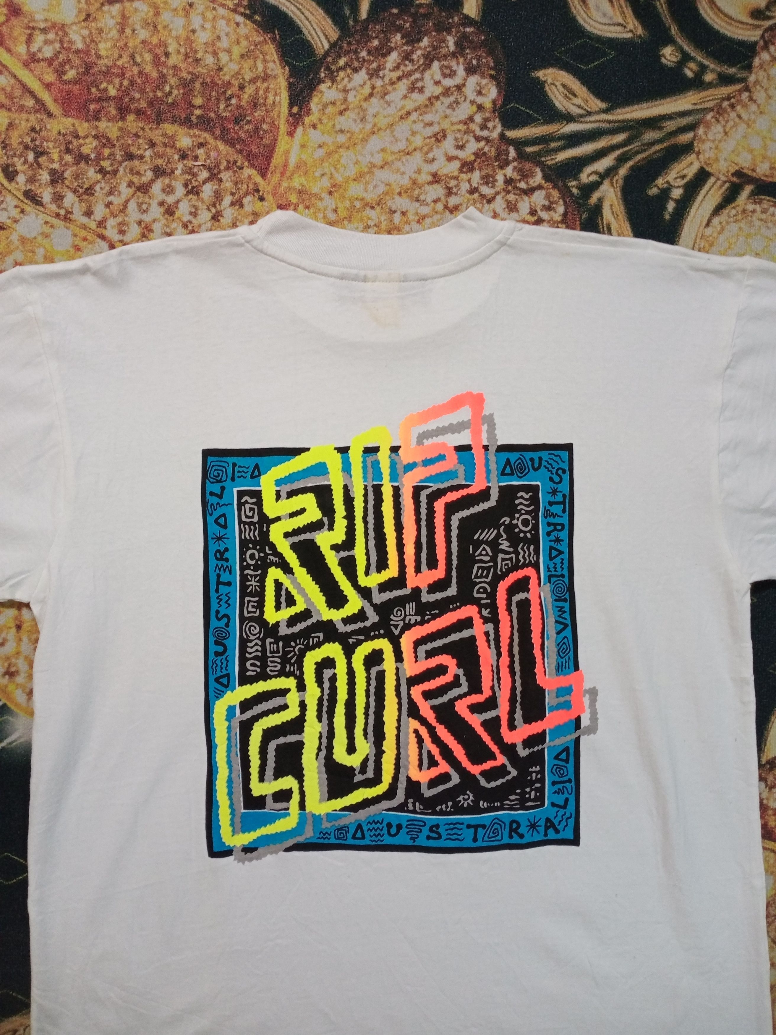 Rip Curl Rare Vintage 90s Rip Curl Equipment For Surfing Tshirt Size US M / EU 48-50 / 2 - 3 Thumbnail