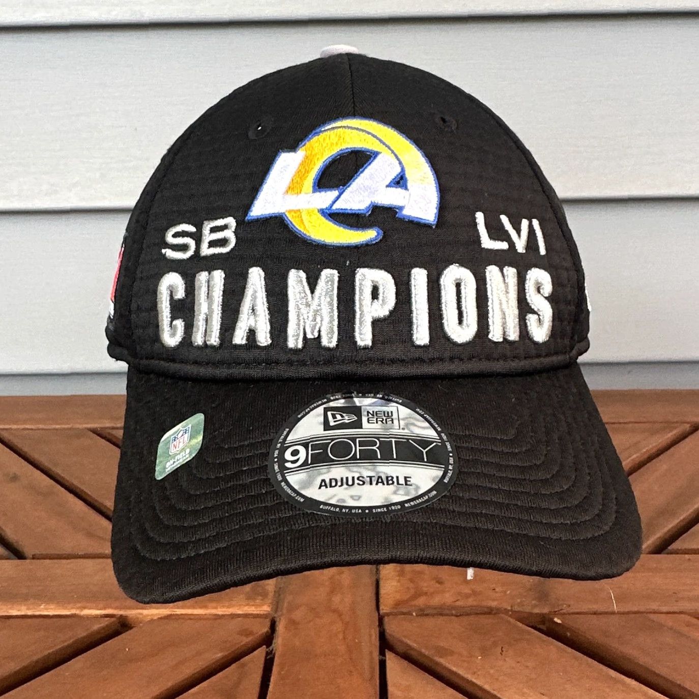 New Era VINTAGE Los Angeles Rams Super Bowl LVI Hat Cap Black Side Patch New Era 9Forty Snapback Cap Mens One Size Black Patch Snapback Sports Football 90s? Size ONE SIZE - 2 Thumbnail