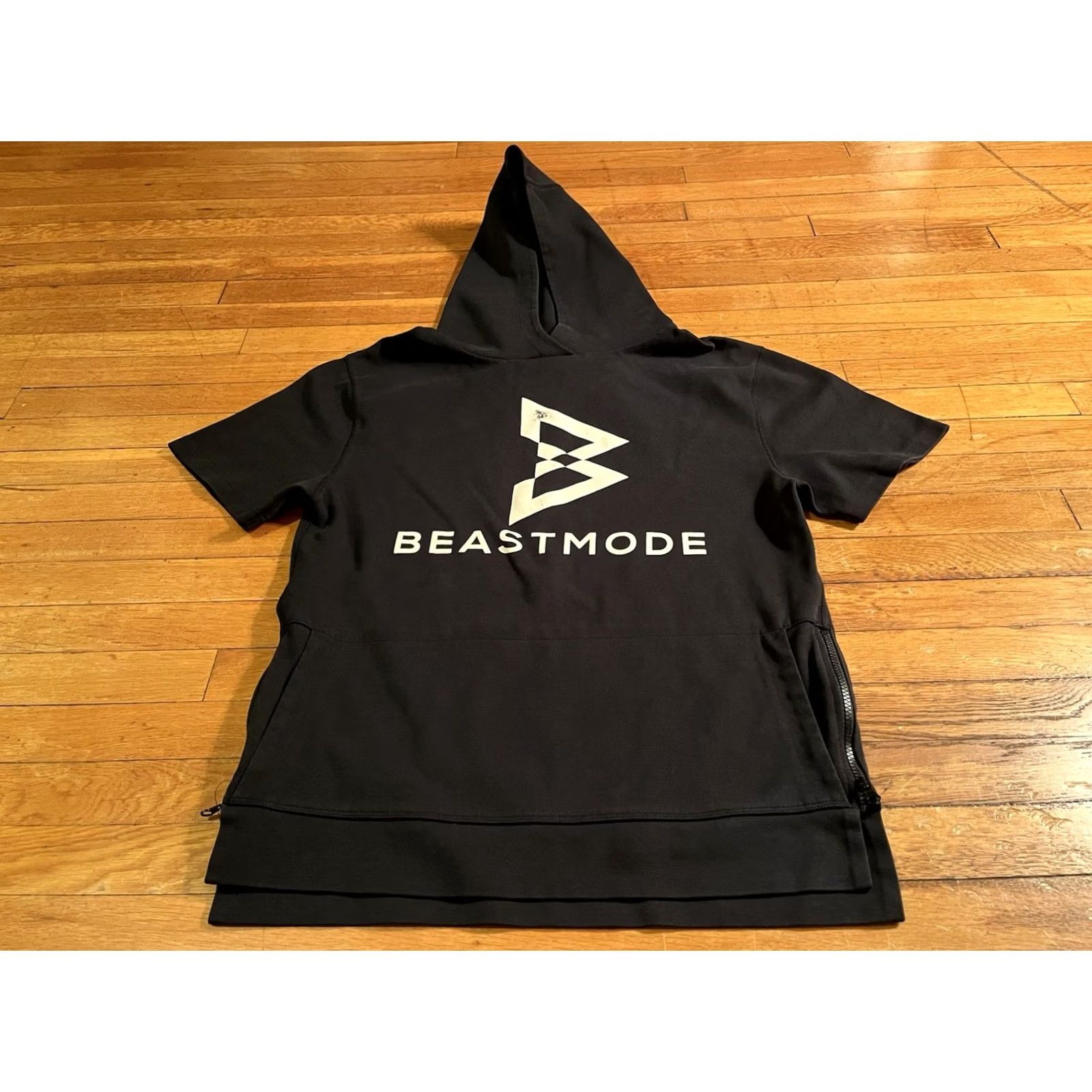 Vintage Beast Mode Marshawn Lynch Training Workout Hoodie Men’s XL Black Short Sleeve Shirt Size US XL / EU 56 / 4 - 2 Thumbnail