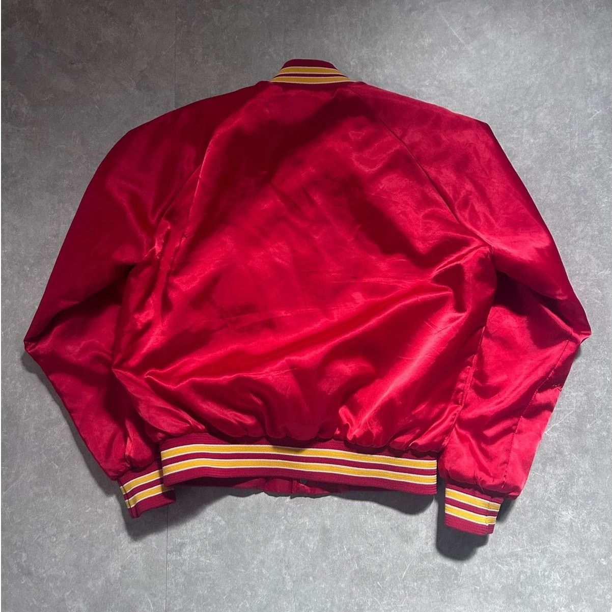 Chalk Line 90s Vintage Kansas City Chiefs Red Satin Jacket Size M Size US M / EU 48-50 / 2 - 3 Thumbnail