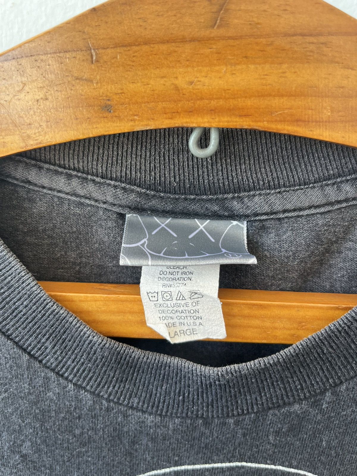 Kaws × Vintage 🔥 RARE 🔥 vintage kaws Size US L / EU 52-54 / 3 - 2 Thumbnail