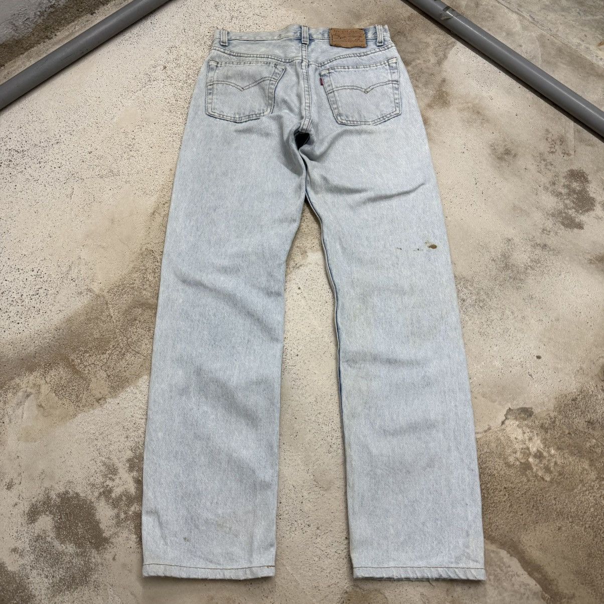 Levi's Vintage 90s Levis 501 Buttonfly Distressed Marks Denim Pants Size US 27 - 2 Thumbnail