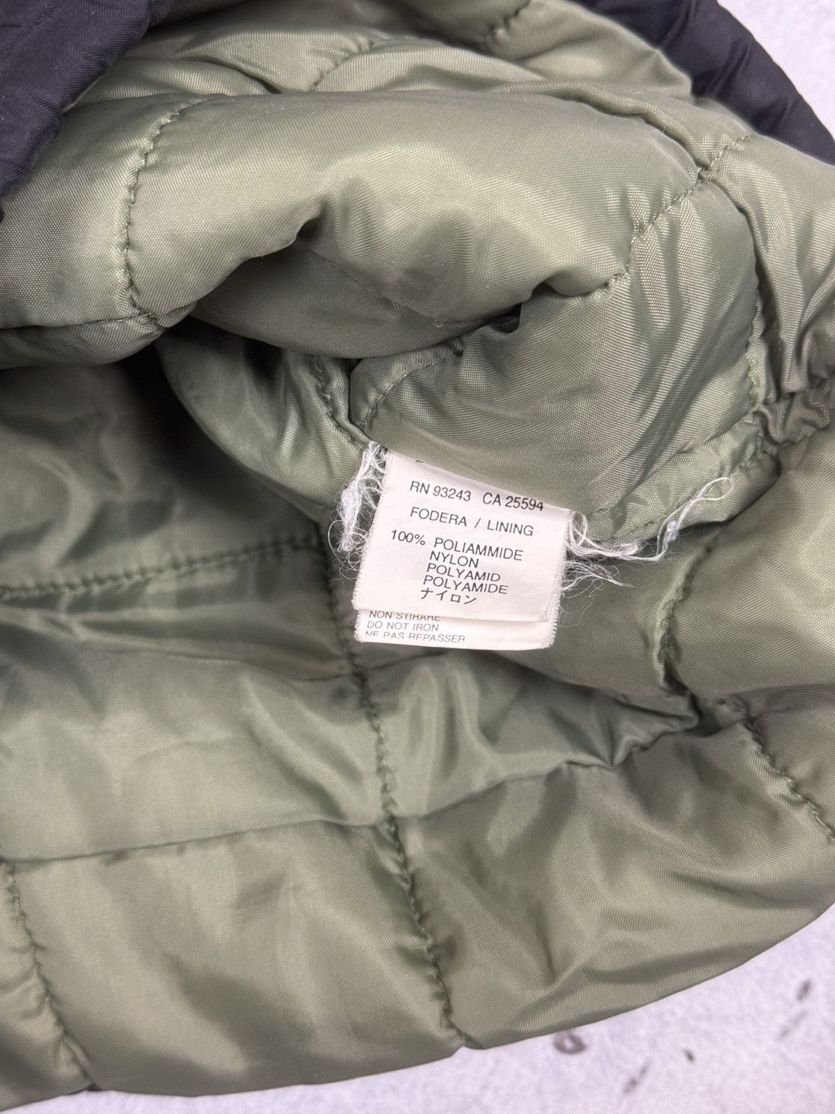 Diesel Vintage Diesel Spell Out Puffer Jacket Avant Garde Size US L / EU 52-54 / 3 - 7 Thumbnail