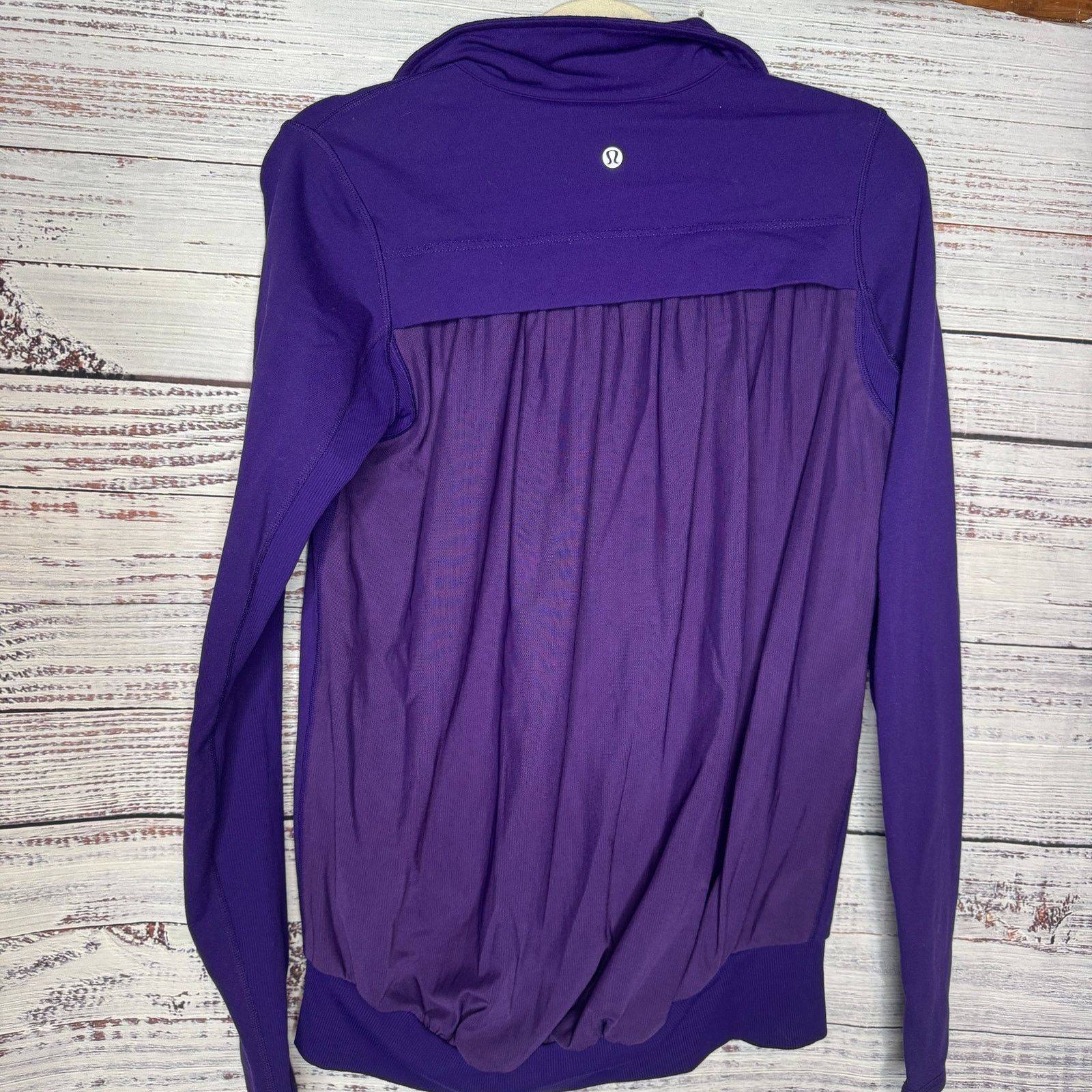 Lululemon Lululemon Tadasana Mesh Back Jacket Purple 6 Size M / US 6-8 / IT 42-44 - 4 Thumbnail