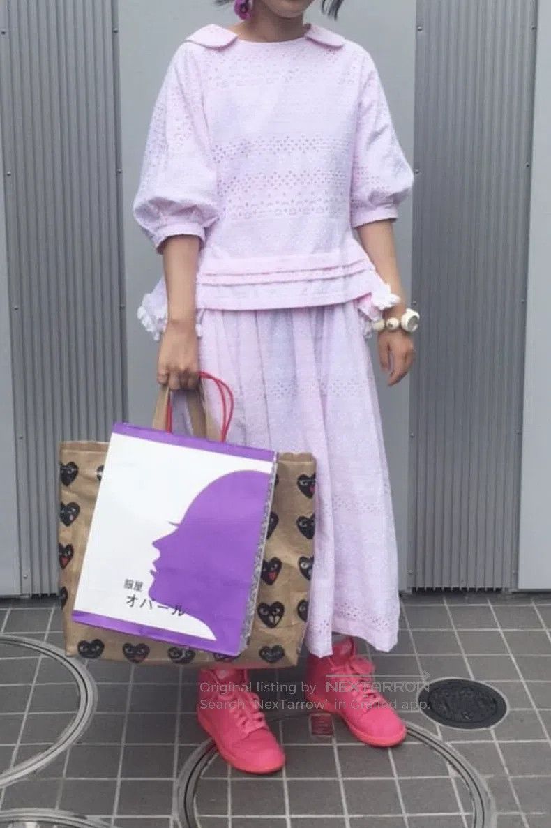 Comme des Garcons Comme Des Garcons size S Pink Lace Embroidered Skirt Size 22" - 1 Thumbnail