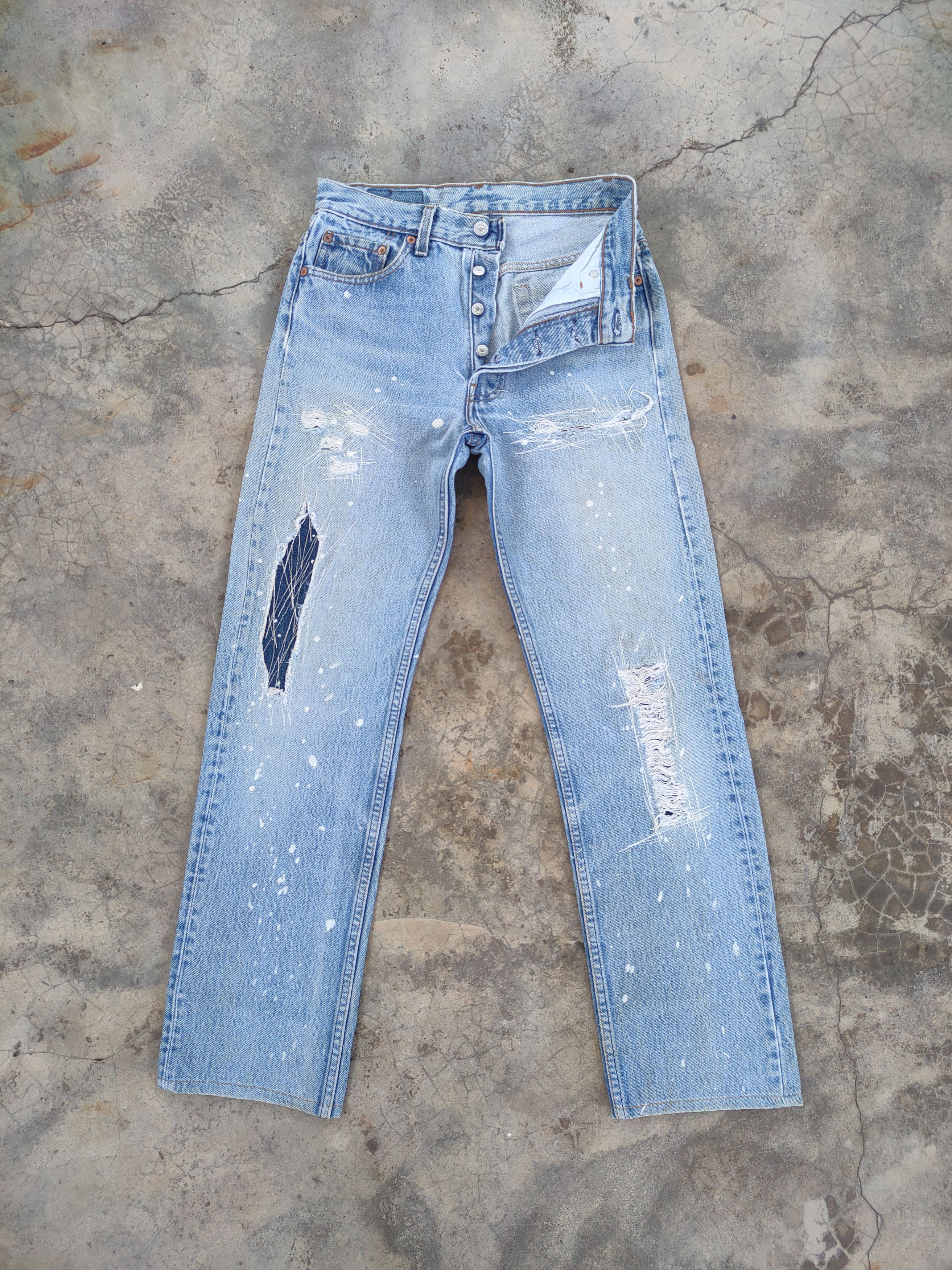 VINTAGE LEVI'S 501 92s USA FADED RIPPED JEANS DENIM PANTS