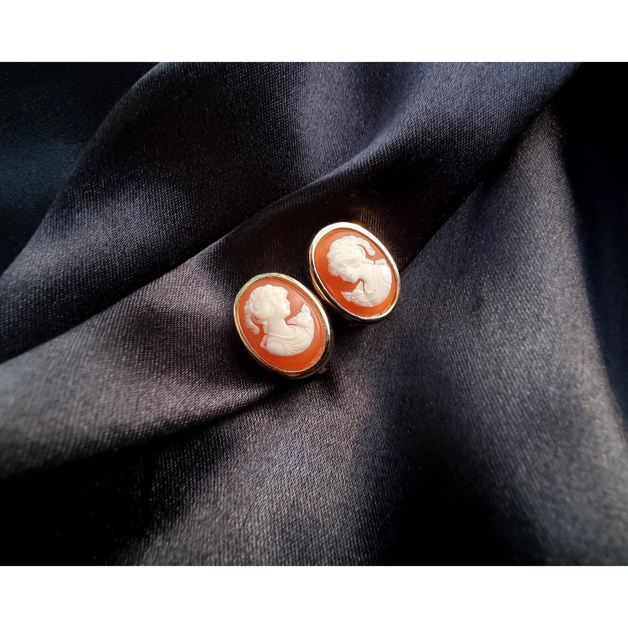 Other Vintage CROWN TRIFARI 1960s Gold Toned Orange and Ivory Came Size ONE SIZE - 4 Thumbnail