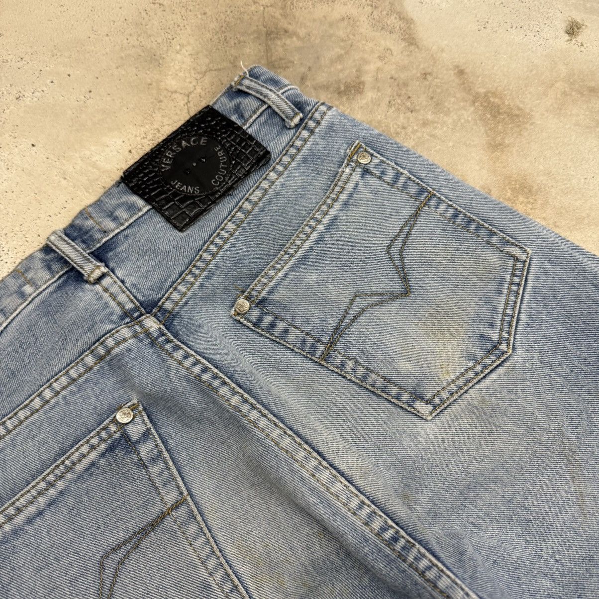 Versace Jeans Couture Vintage Versace Jeans Couture Defect Medium Wash Denim Pants Size US 29 - 21 Thumbnail
