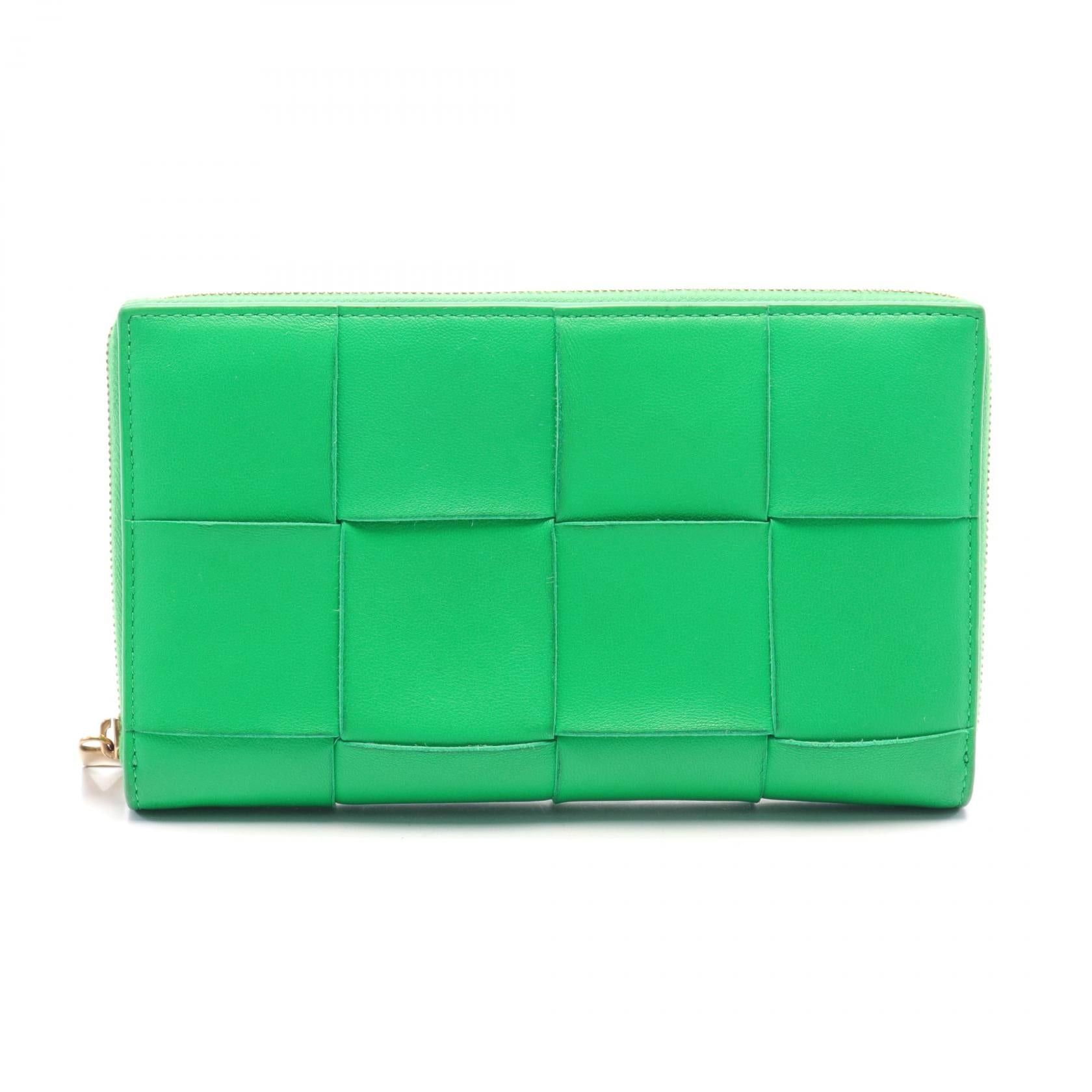 Bottega Veneta Bottega Veneta Intre Round Zipper Long Wallet Leather Green Size ONE SIZE - 1 Thumbnail
