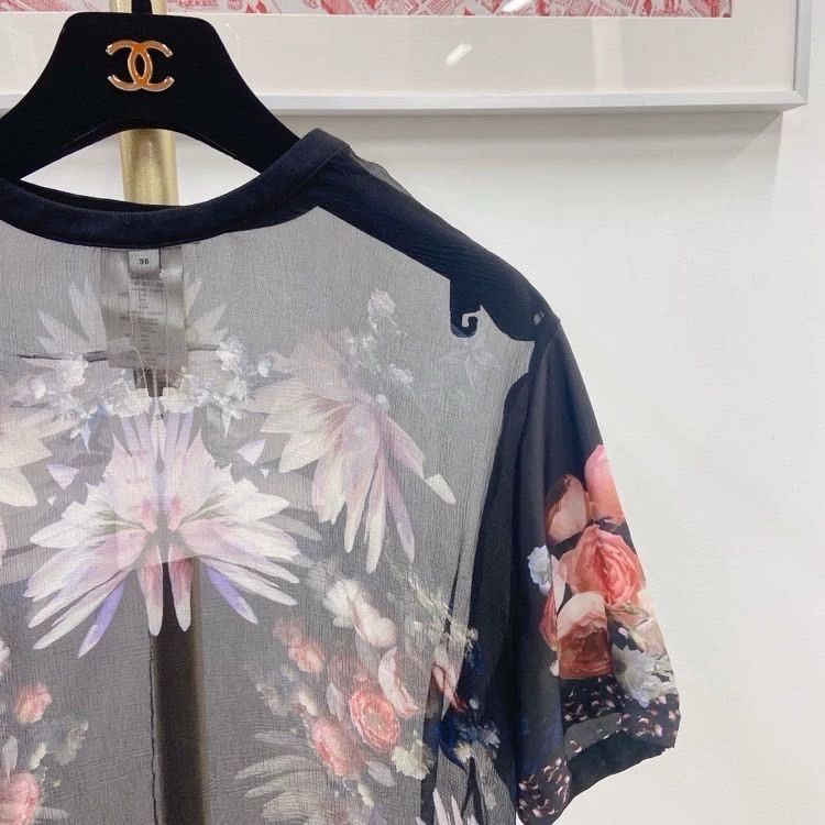 Givenchy Givenchy Size36 Printed Transparent Round Neck Top, Size 36 Size US M / EU 48-50 / 2 - 4 Thumbnail