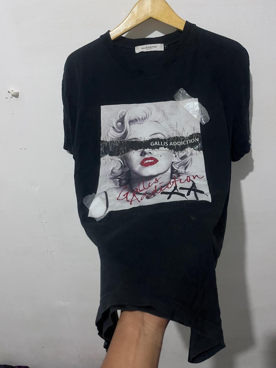 Band Tees Marilyn Monroe T shirt Gallis Addiction Vintage Size US L / EU 52-54 / 3 - 5 Thumbnail