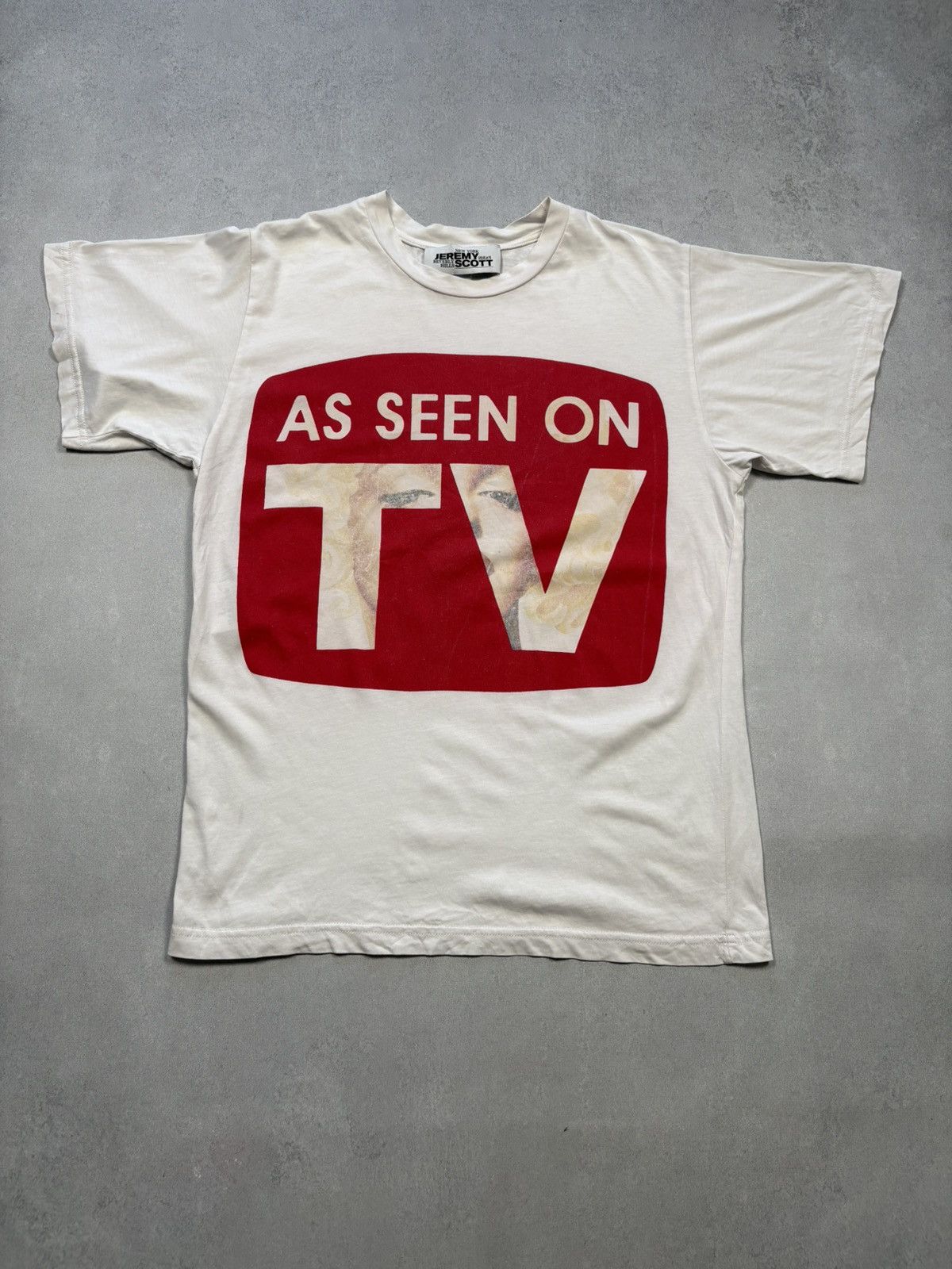 Jeremy Scott 2000s Jeremy Scott As Seen On TV T-Shirt Vintage Y2K 00s Tee Size US S / EU 44-46 / 1 - 1 Thumbnail