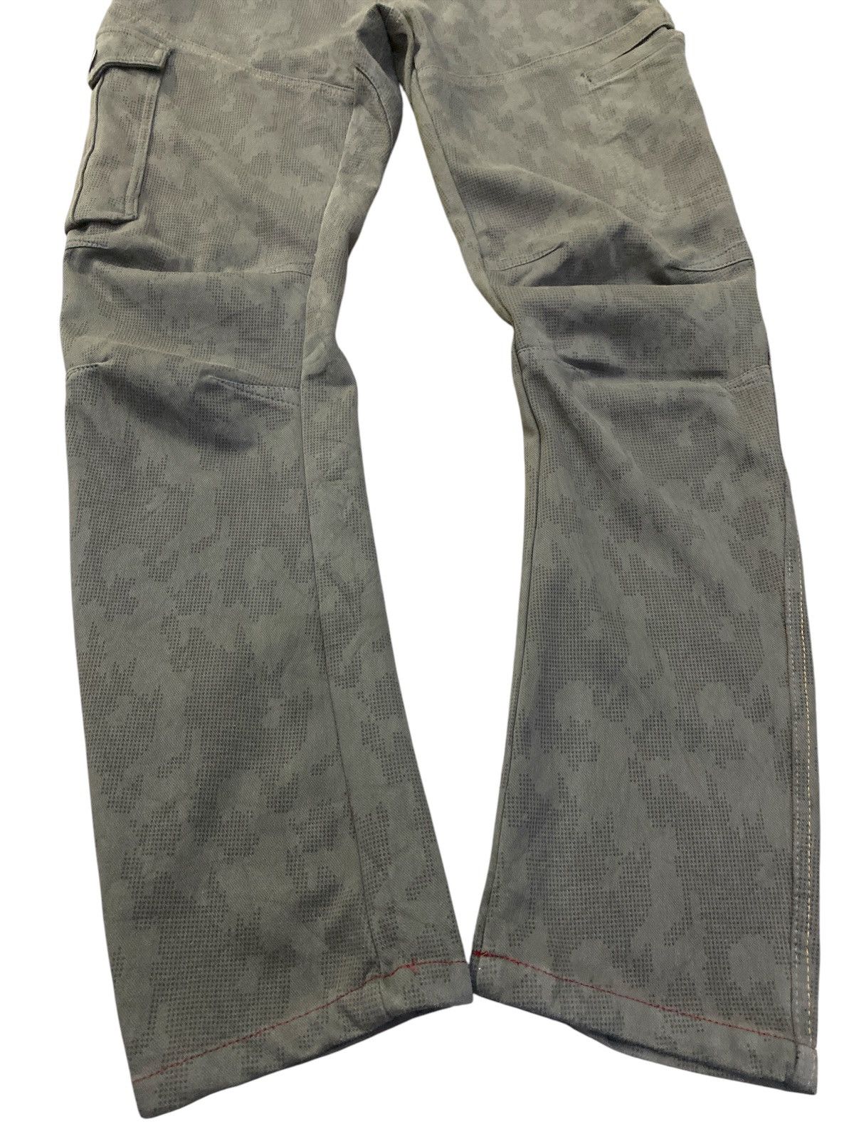 Japanese Brand Rare Field Core Curved Cargo Pants Size US 33 - 5 Thumbnail