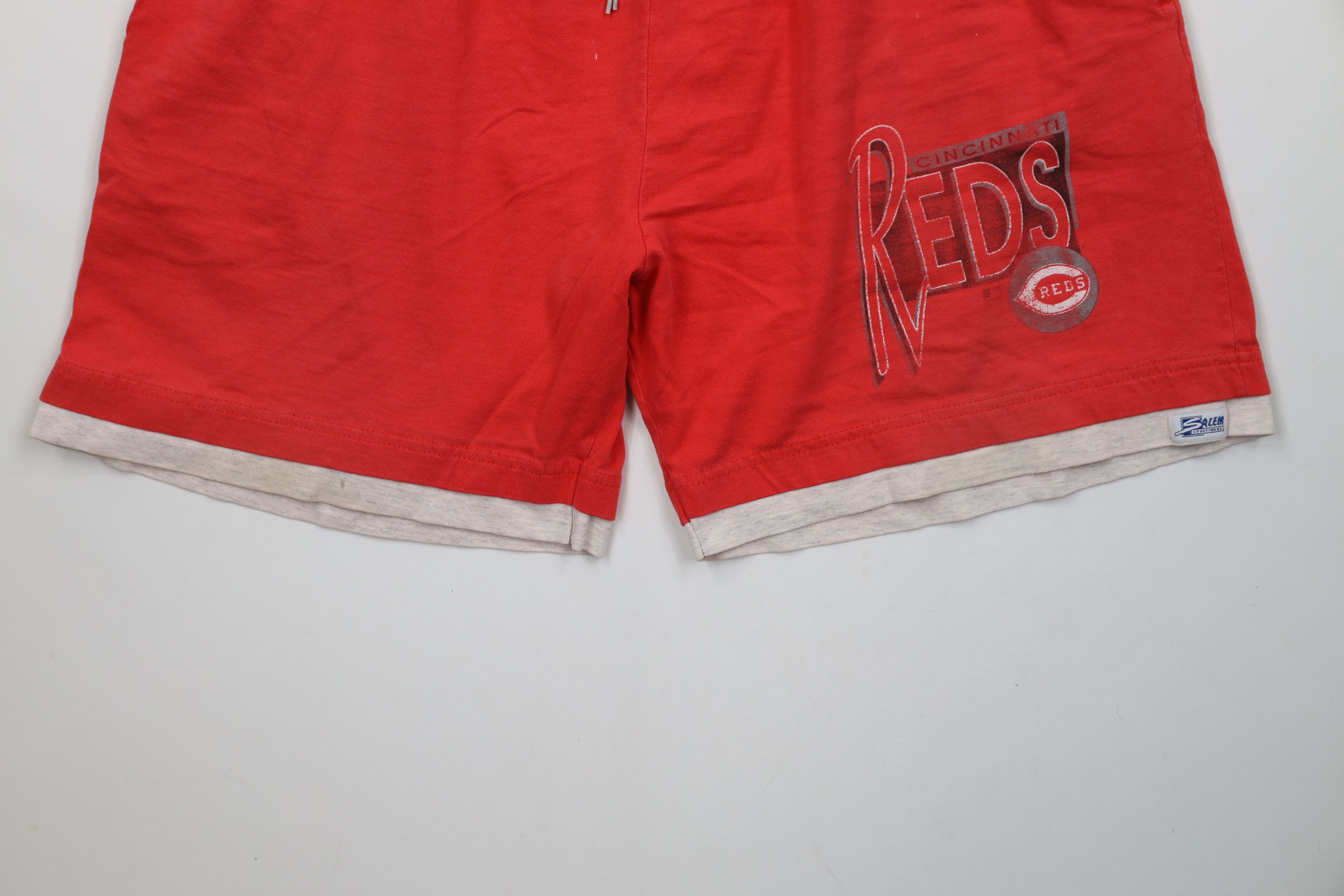 Vintage Vintage 90s Layered Cincinnati Reds Baseball Shorts Red USA Size US 36 / EU 52 - 4 Thumbnail