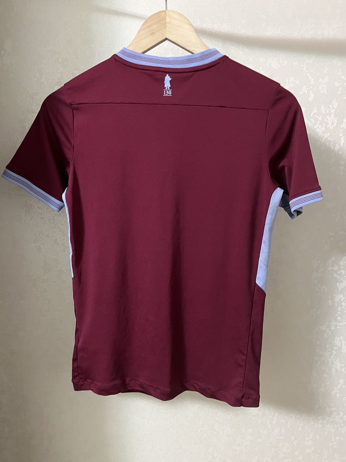 Vintage Rare Luke 1977 Aston Villa 18/19 Vintage Jersey Size US XS / EU 42 / 0 - 2 Thumbnail
