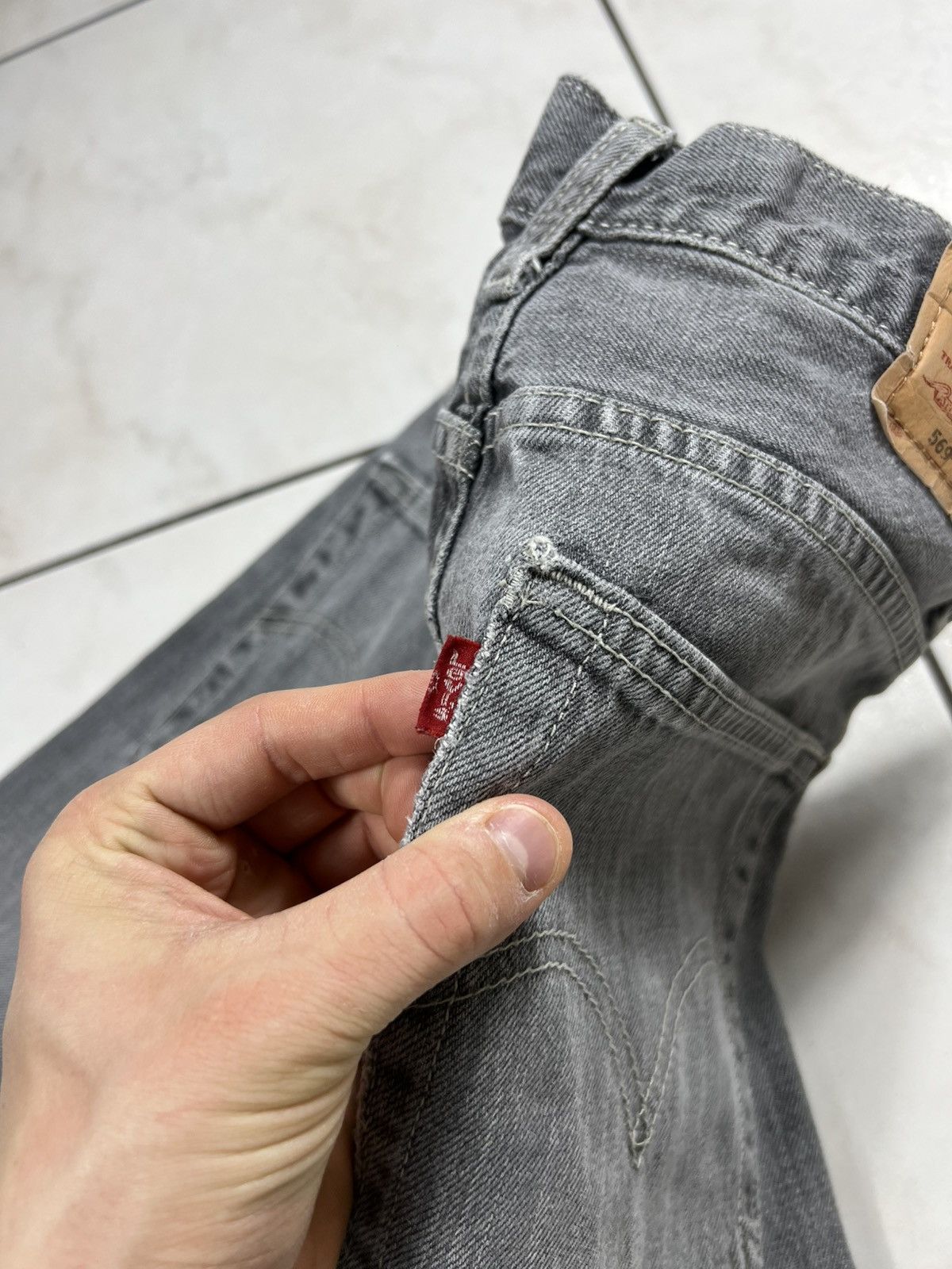Levi's Vintage 90s Levis 569 loose straight washed distressed jeans Size US 29 - 16 Thumbnail