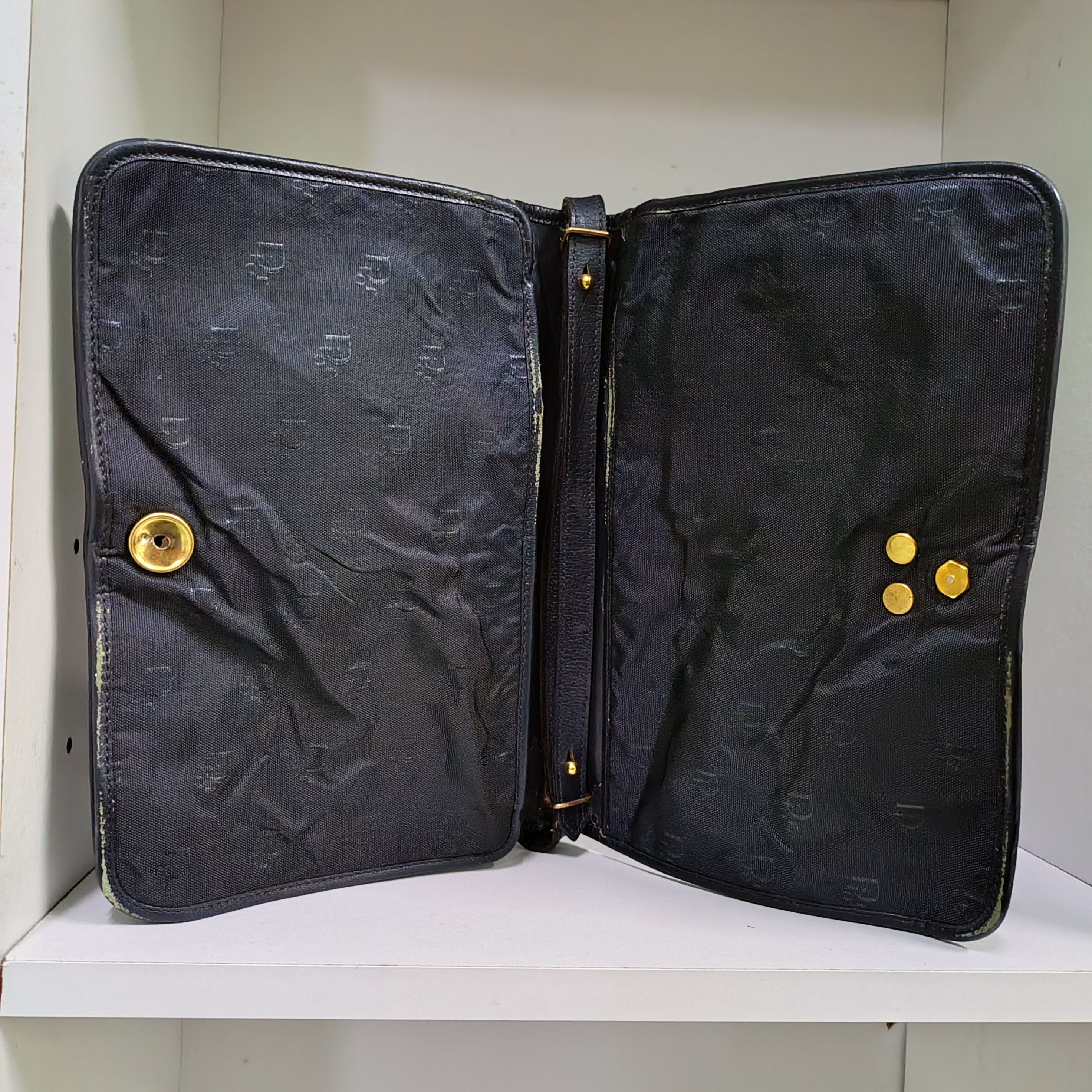 Dior VTG Christian Dior Navy Leather Shoulder Bag + Coin Purse Size ONE SIZE - 9 Thumbnail