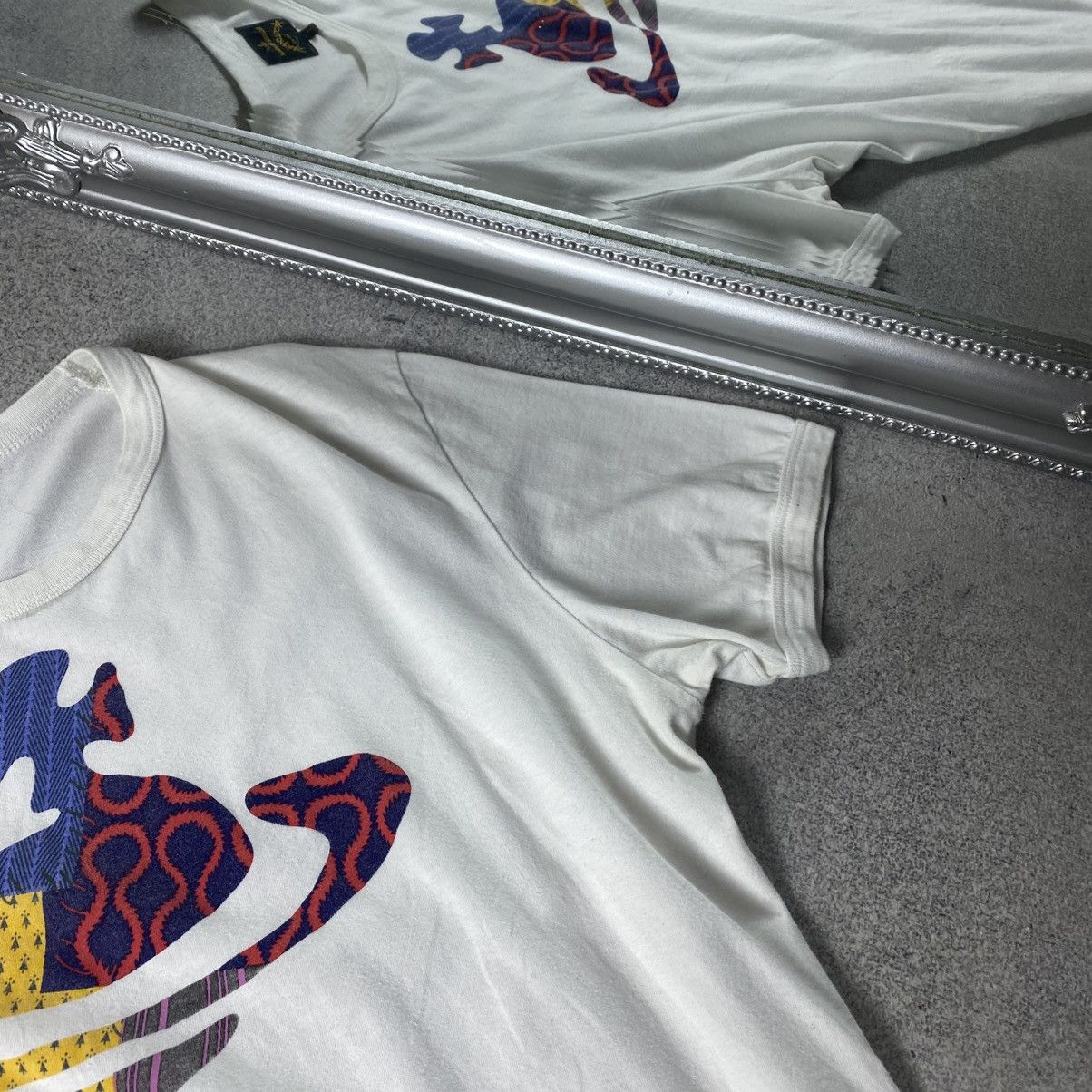 Vivienne Westwood Vivienne Westwood Big Logo White Size US L / EU 52-54 / 3 - 6 Thumbnail