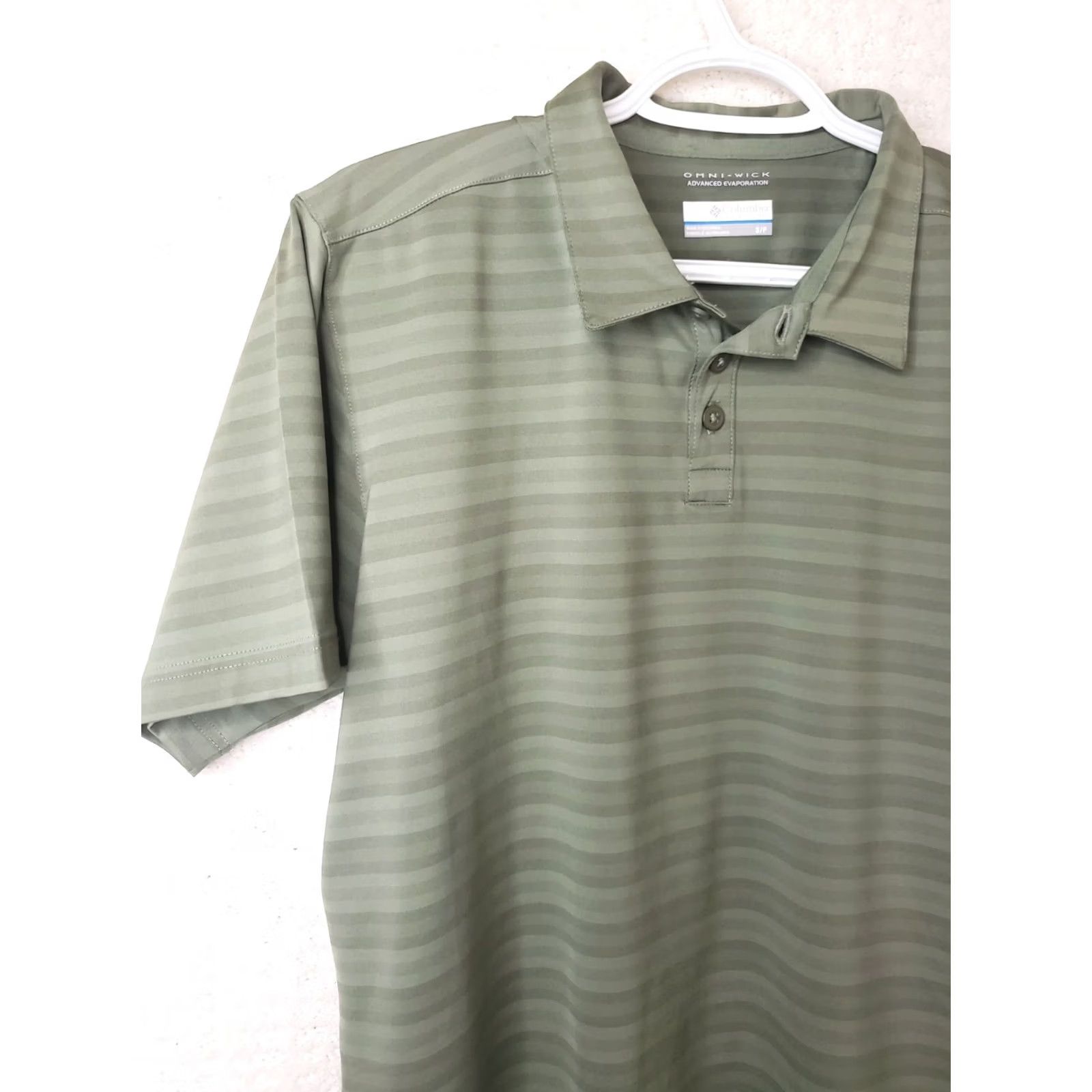 Vintage Columbia Polo Shirt Men Short Sleeve Olive Green Omni-Wick OMNI-FREEZE Buttoned Collar Size US S / EU 44-46 / 1 - 4 Thumbnail