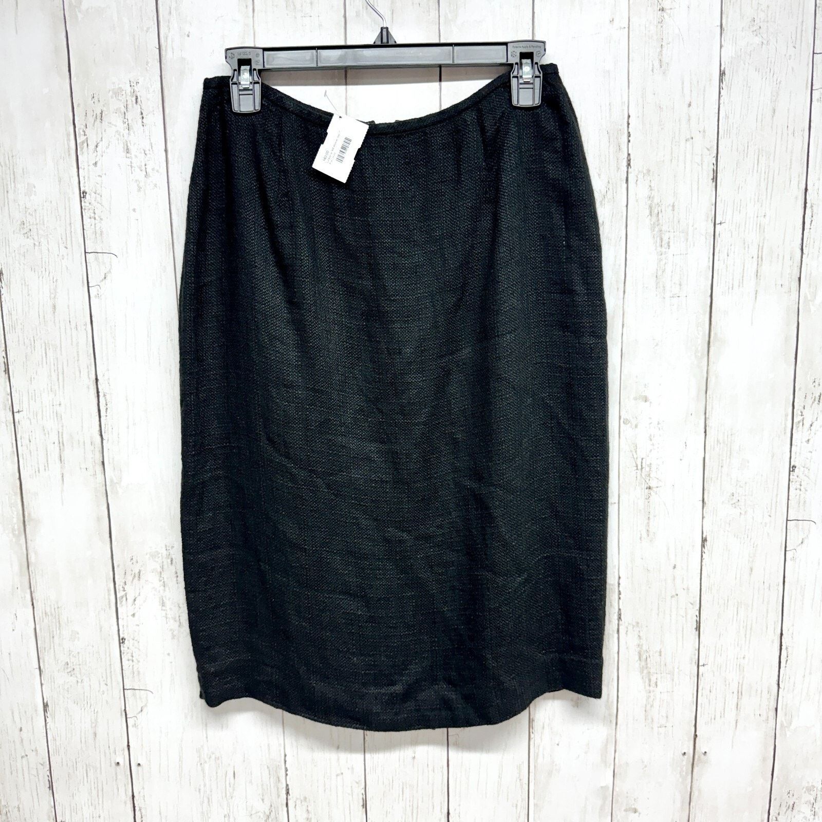 Lafayette 148 Lafayette 148 Skirt Size 6 Black Textured Midi Zip Closure Size 28" / US 6 / IT 42 - 1 Thumbnail