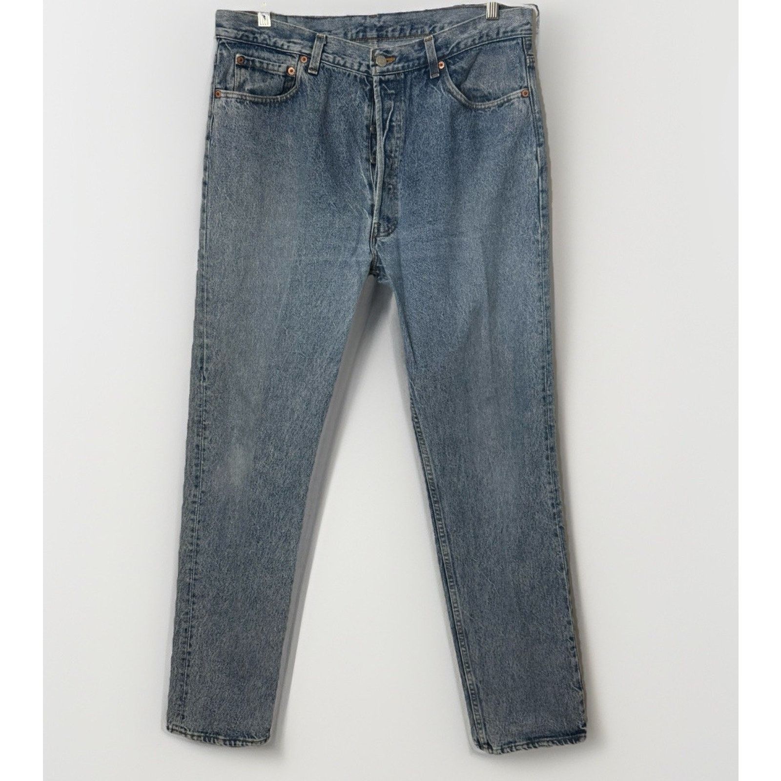 Levi's Vintage Levi's 501 Jeans Blue Orginal Fit Button Fly 2004 Size US 34 / EU 50 - 1 Thumbnail