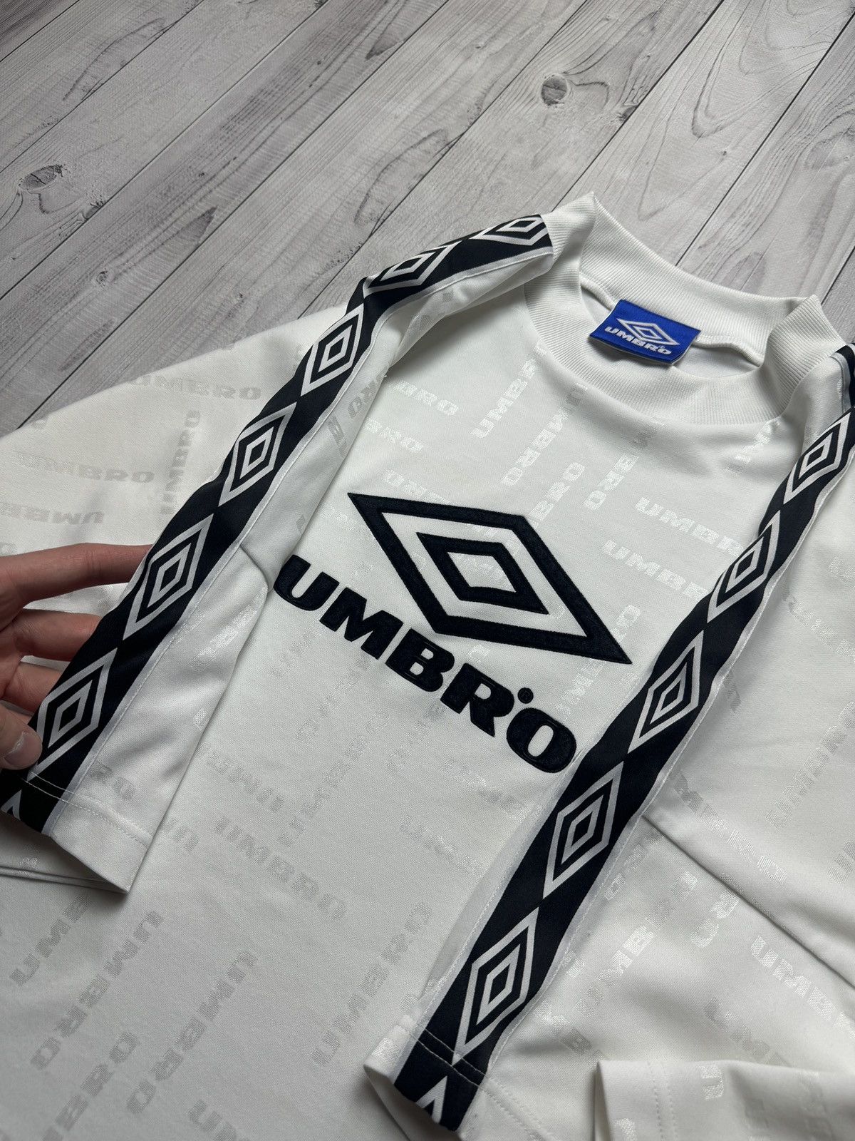Umbro Vintage Umbro Tee multilogo jersey monogram L Size US L / EU 52-54 / 3 - 7 Thumbnail