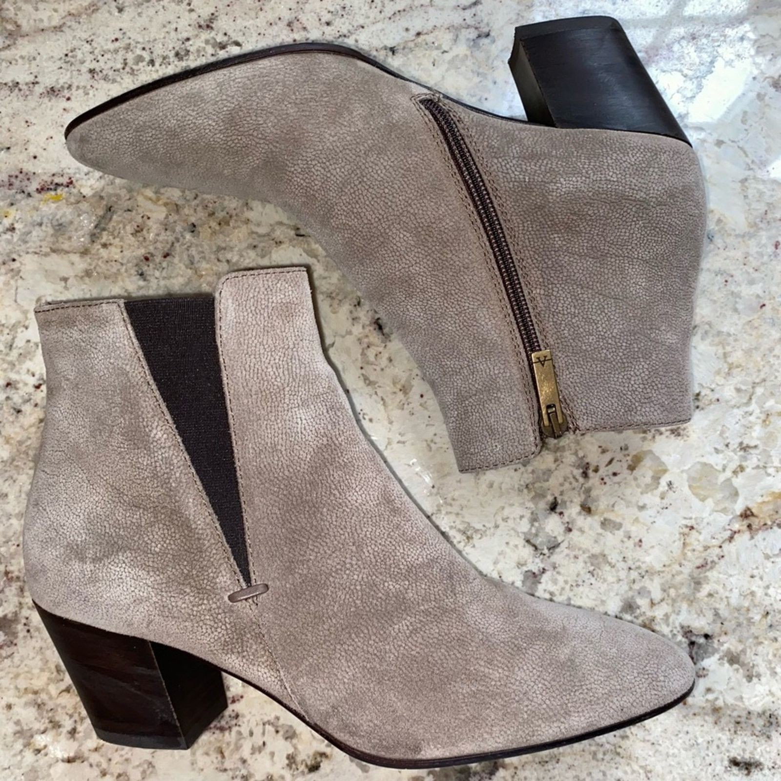 Aquatalia Aquatalia $398 Faylynn Weatherproof Suede Bootie | 8.5 EUC Size US 8.5 / IT 38.5 - 8 Thumbnail