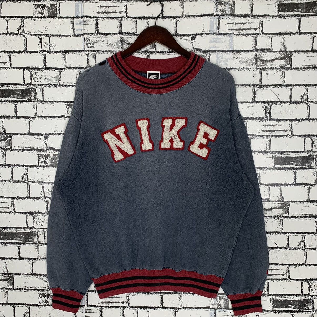 Nike × Vintage Sportwear Vintage Nike Sweatshirt Nike Crewneck Size US M / EU 48-50 / 2 - 1 Thumbnail