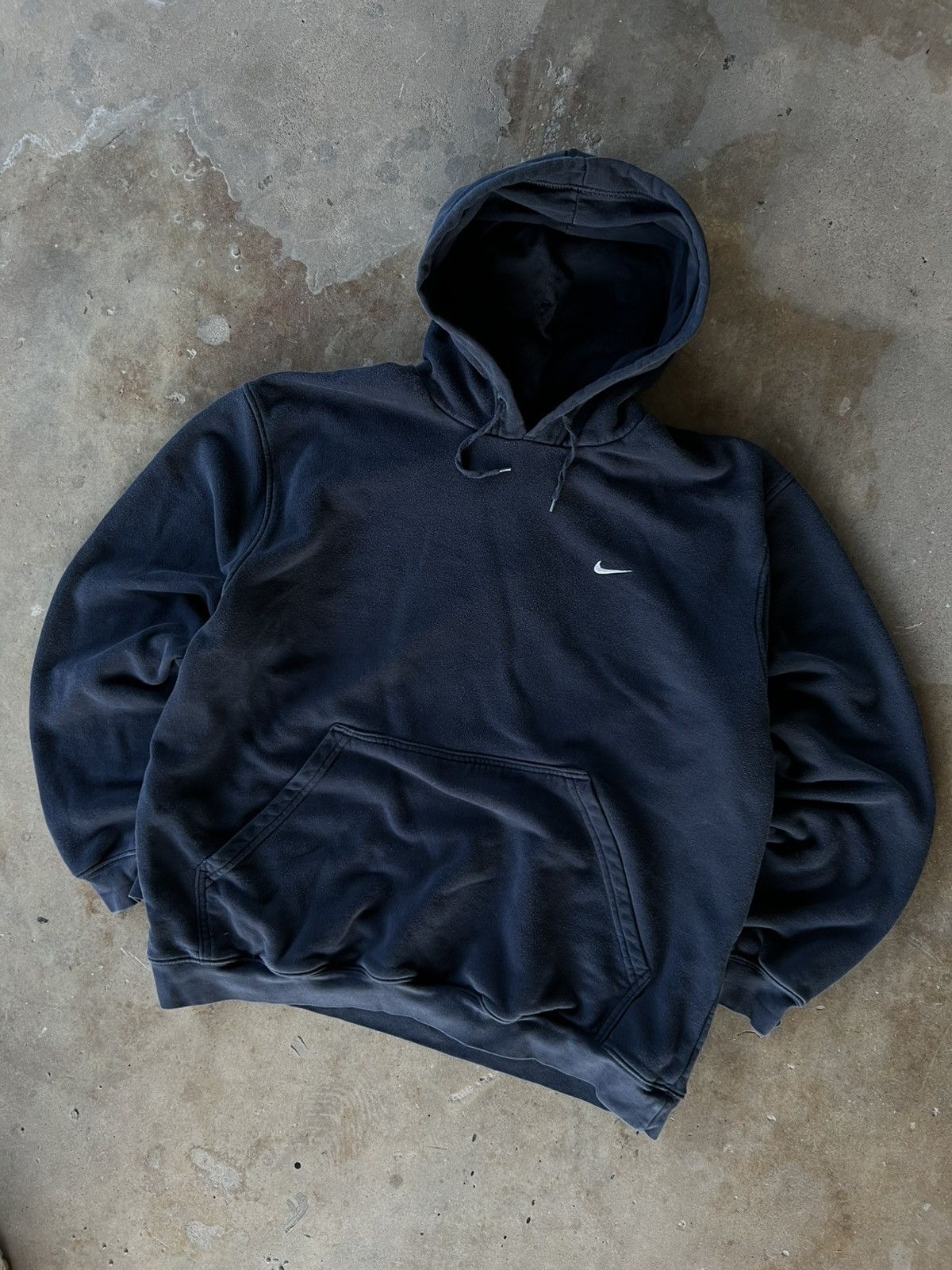 Nike Vintage Nike Silver Bar Navy Essential Swoosh Sweatshirt Size US XL / EU 56 / 4 - 1 Thumbnail