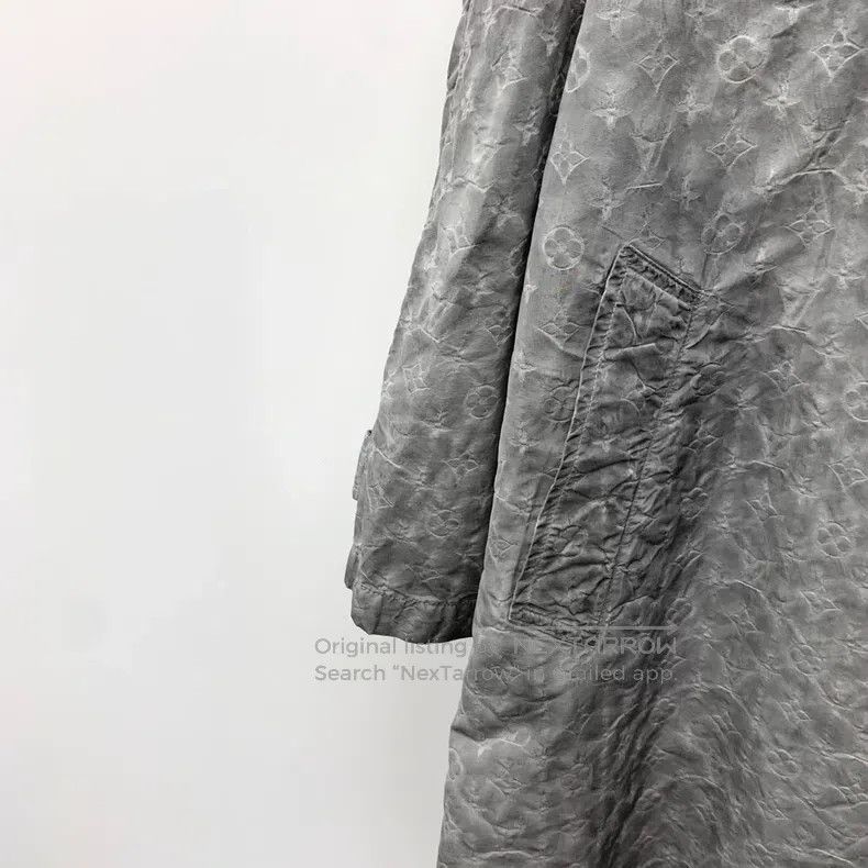 Louis Vuitton Louis Vuitton Grey logo embossed full print alpaca lapel l Size XS / US 0-2 / IT 36-38 - 4 Thumbnail