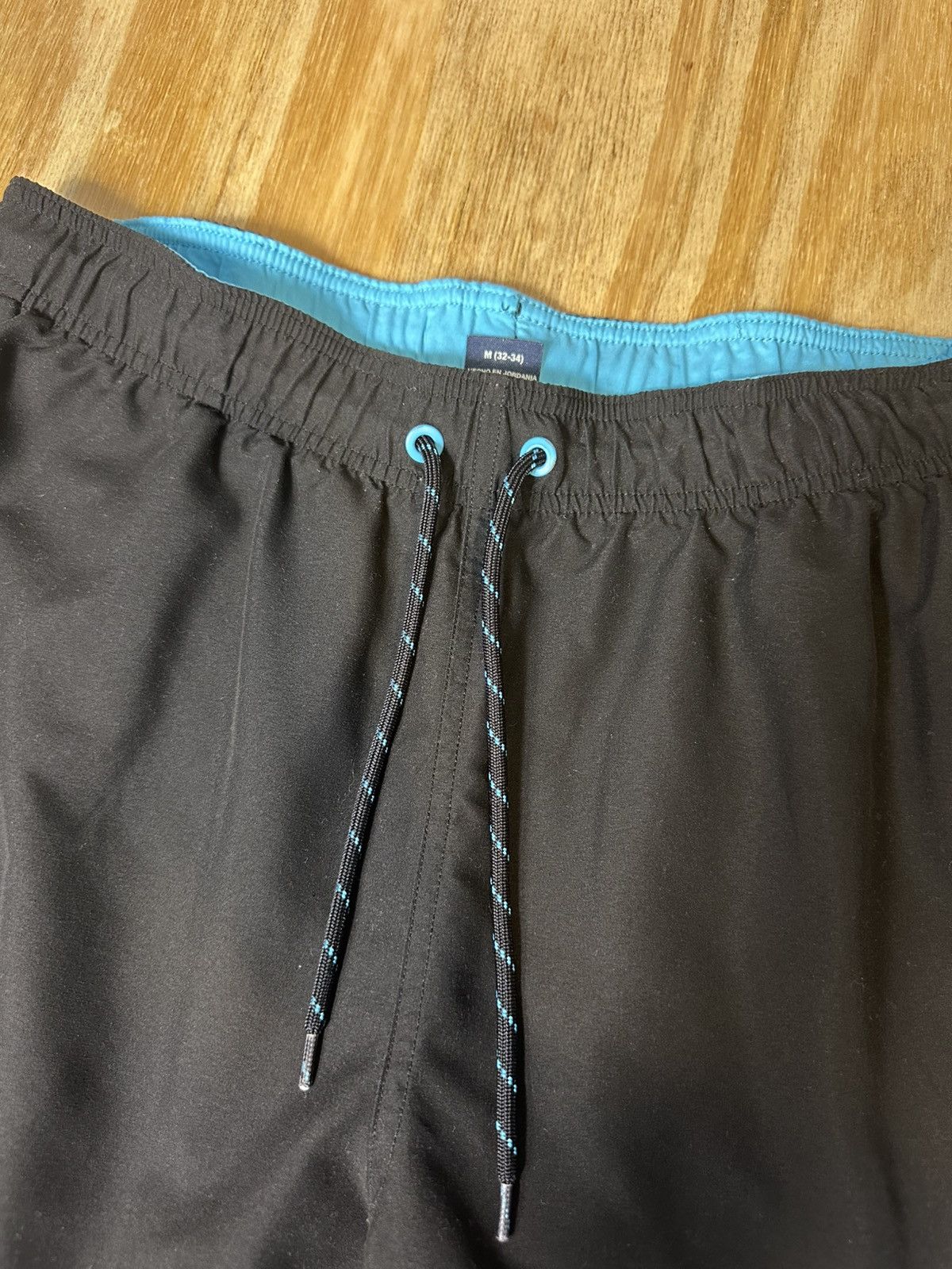 Vintage Men’s Black & Blue Swim Trunks Lined Swimsuit Polyester Size US 32 / EU 48 - 2 Thumbnail