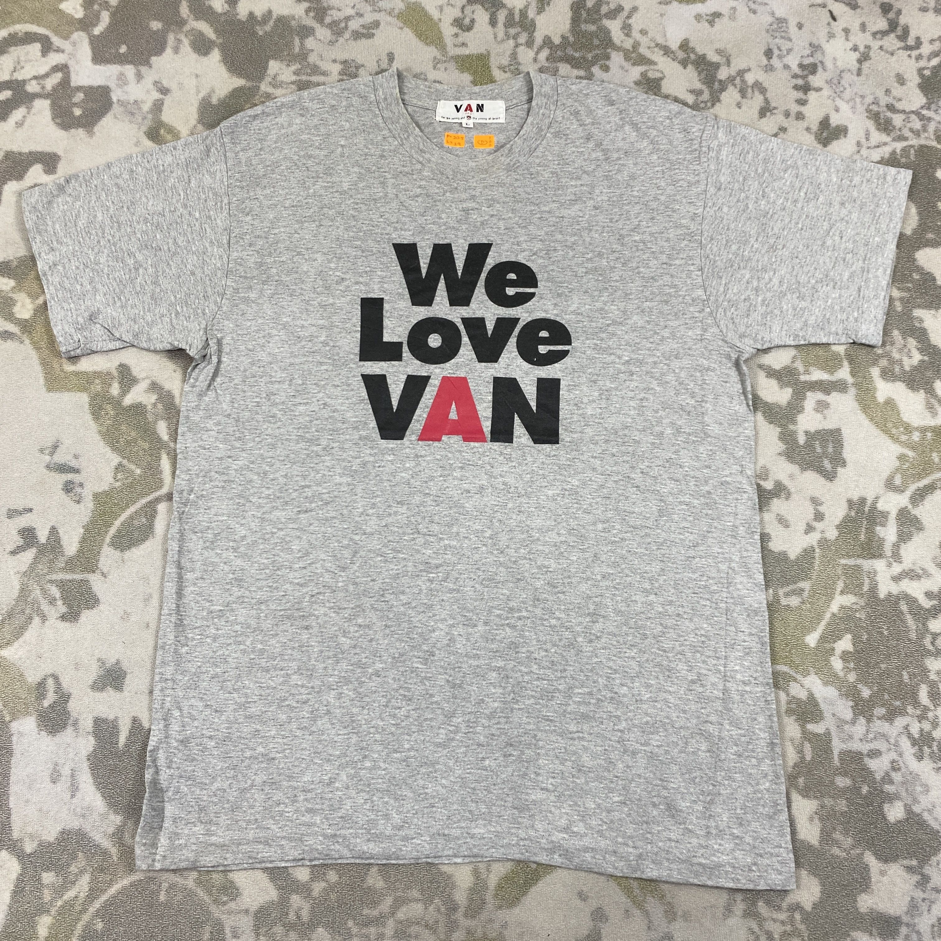 image of Vintage Van Jac Medium T Shirt -D100 in Grey, Men's