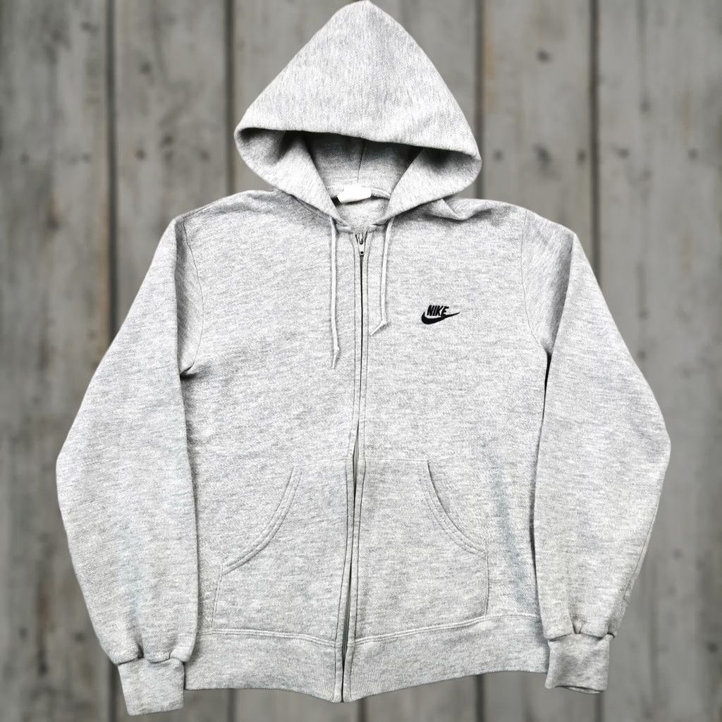 Nike VINTAGE Nike Hoodie Adult S Small Gray Full Zip Embroidered Logo Made in USA 80s Mens Size US S / EU 44-46 / 1 - 1 Thumbnail