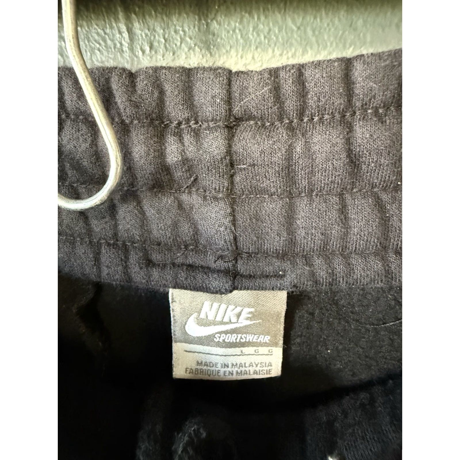 Nike VINTAGE Y2K Nike Sportswear Mens Black Cargo Sweatpants L Size US 33 - 3 Thumbnail