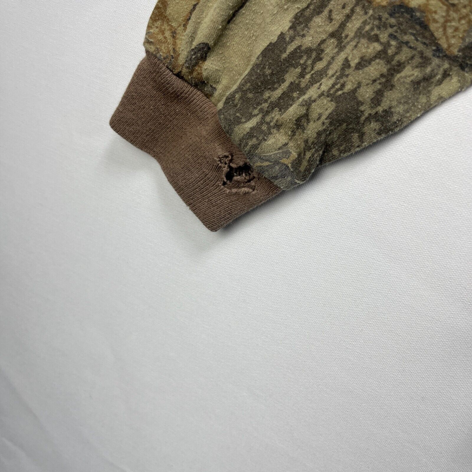 Realtree × Vintage Vintage 90s Realtree Boxy Camo Single Stitch Shirt Large Size US L / EU 52-54 / 3 - 8 Thumbnail