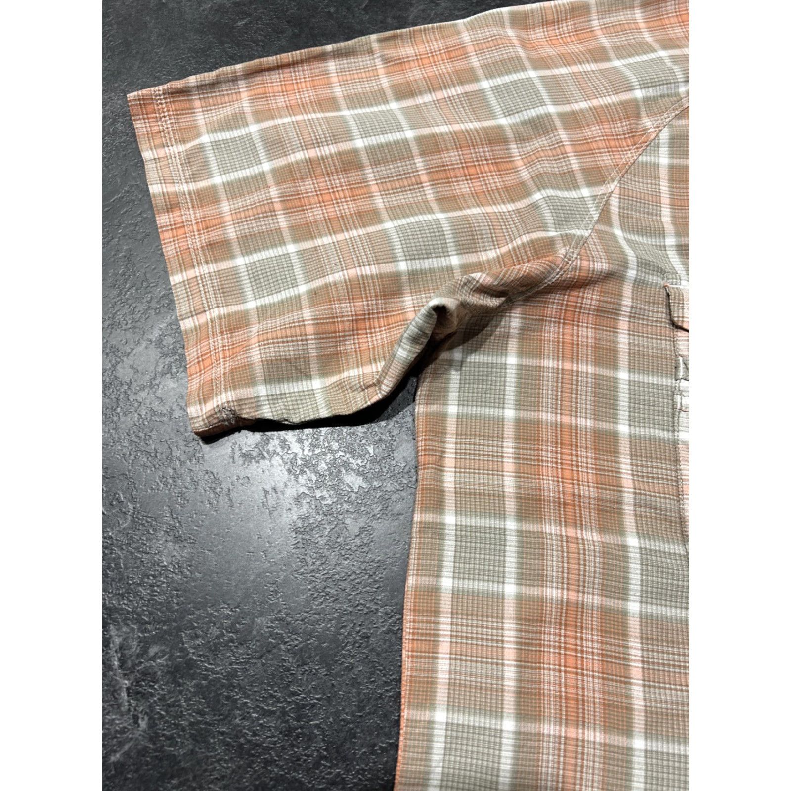 Vintage Columbia Men's XL Short Sleeve Button-Up Shirt Brown Plaid Outdoor Fishing Vented PFG Size US XL / EU 56 / 4 - 5 Thumbnail