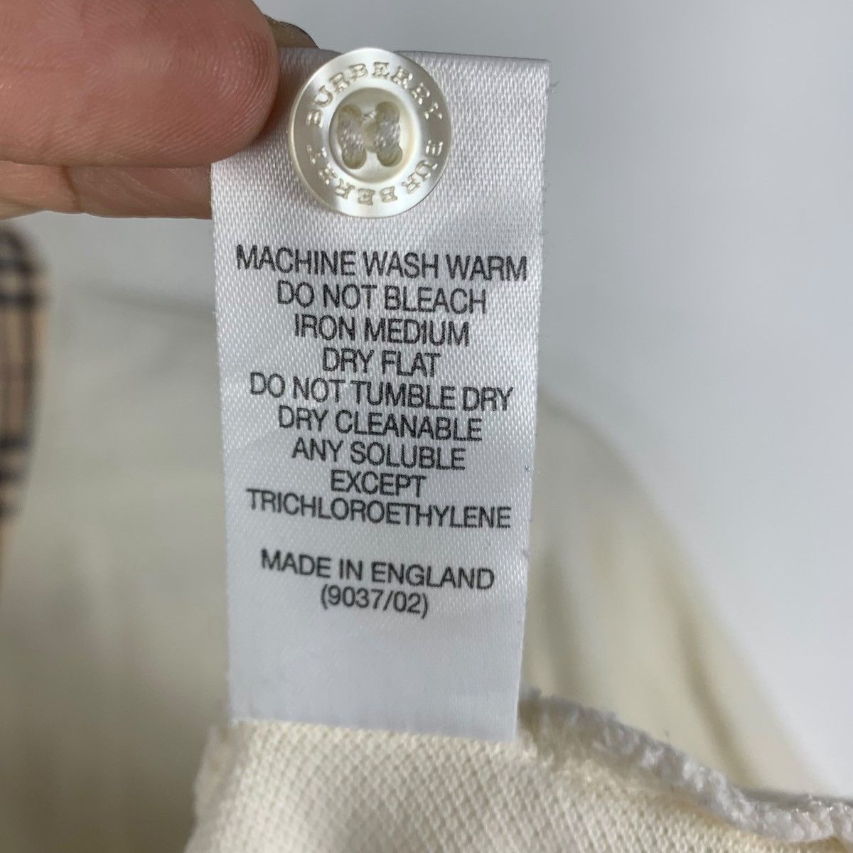 Burberry Vintage BURBERRY LONDON Made In England Nova Collar Shirt Size US S / EU 44-46 / 1 - 7 Thumbnail