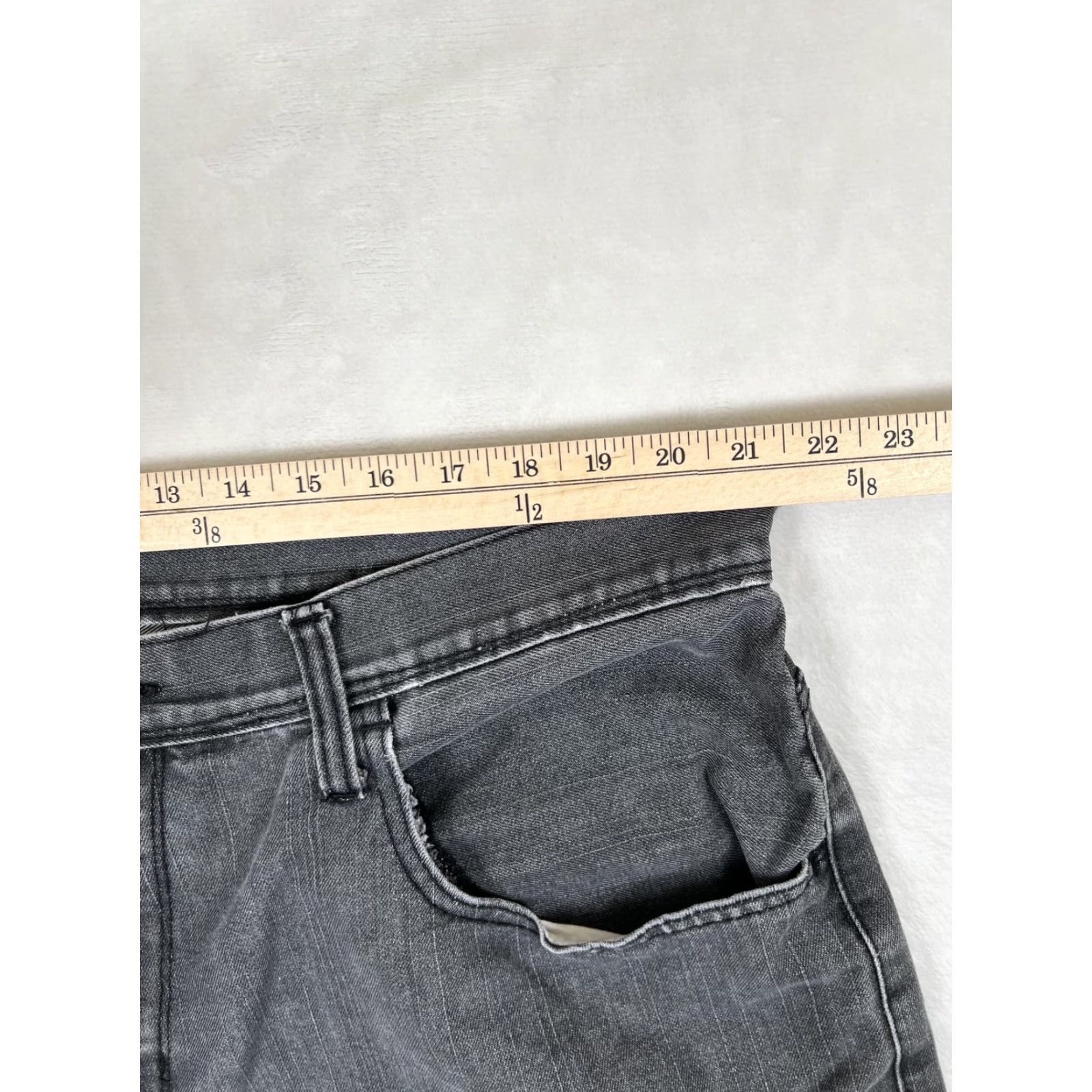 Enyce VINTAGE Enyce Jeans Mens 42 Baggy Black Charcoal Denim Hip Hop Sean Combs 90s Y2K Straight Jeans Mens 42 Baggy Size US 42 / EU 58 - 5 Thumbnail
