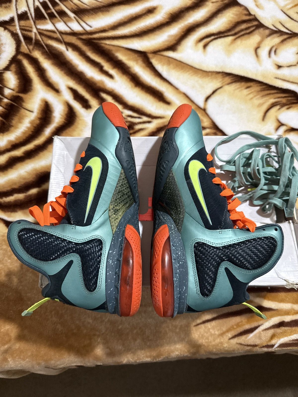 Nike NIKE LEBRON 9 CANNON OG Size US 9 / EU 42 - 3 Thumbnail