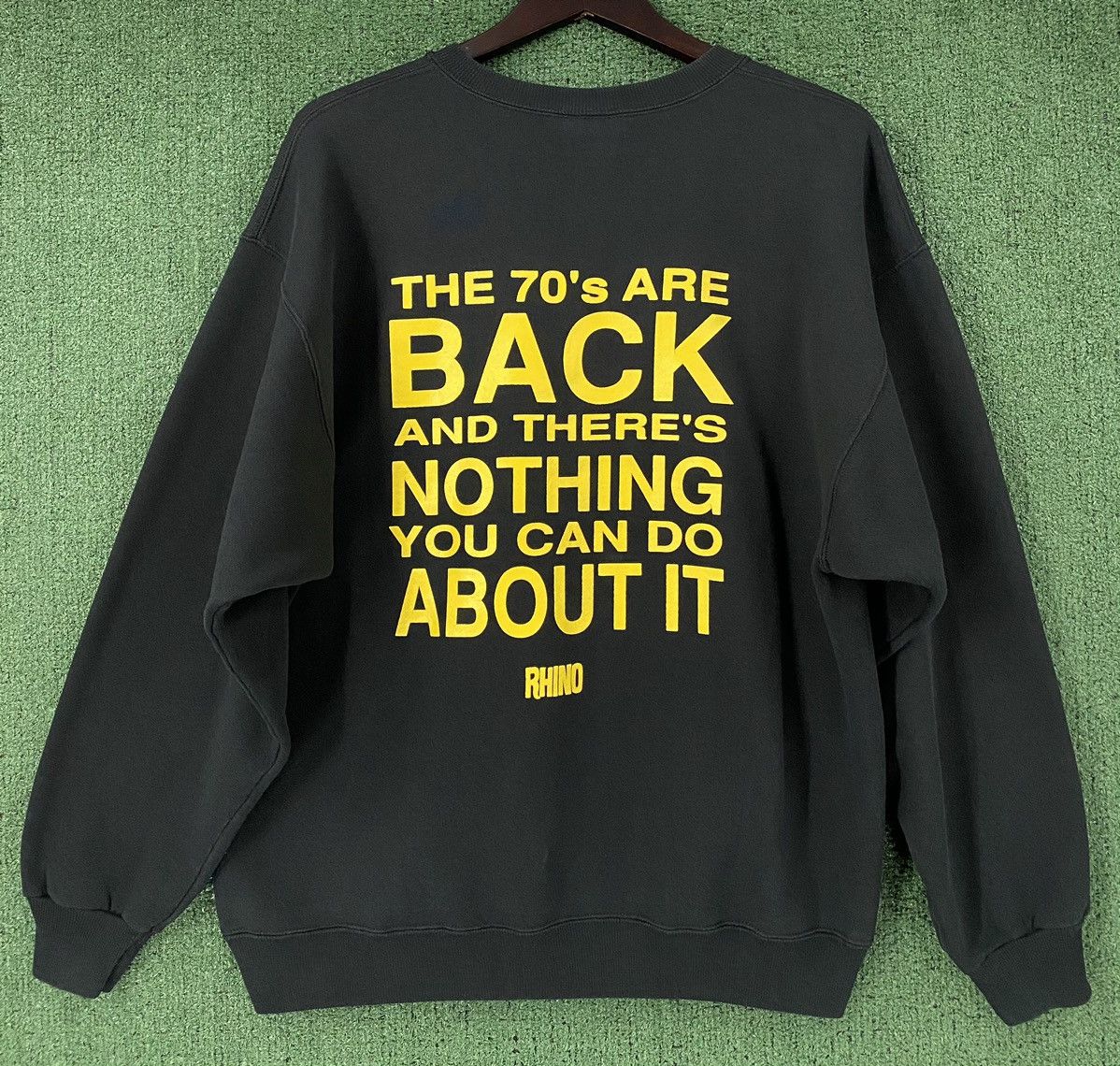 Hanes VTG 90s Smiley Face Super Hit Of The 70’s Rhino Records Size US XL / EU 56 / 4 - 4 Thumbnail