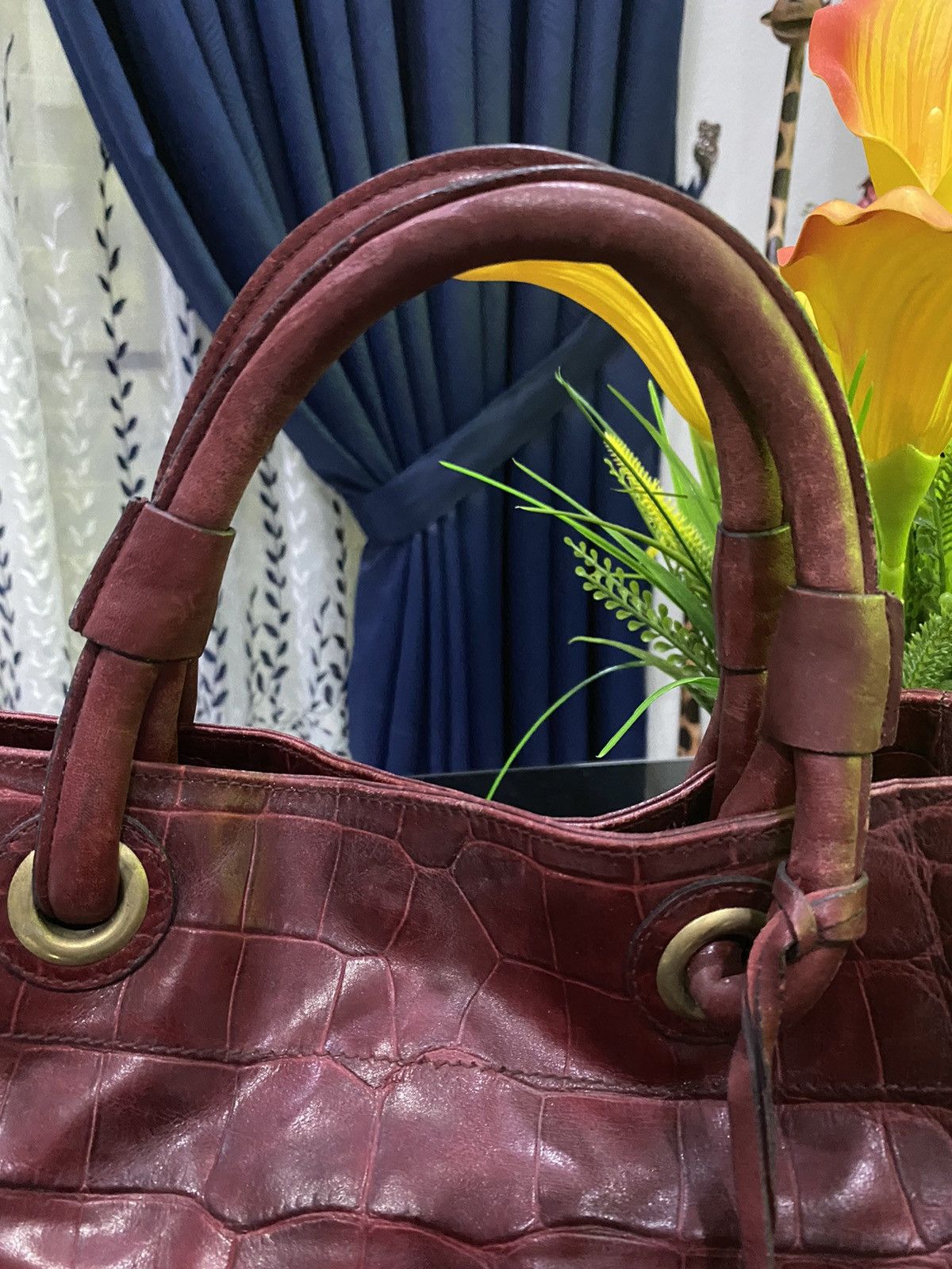Furla Furla Burgundy Embossed Hand Bag Size ONE SIZE - 6 Thumbnail
