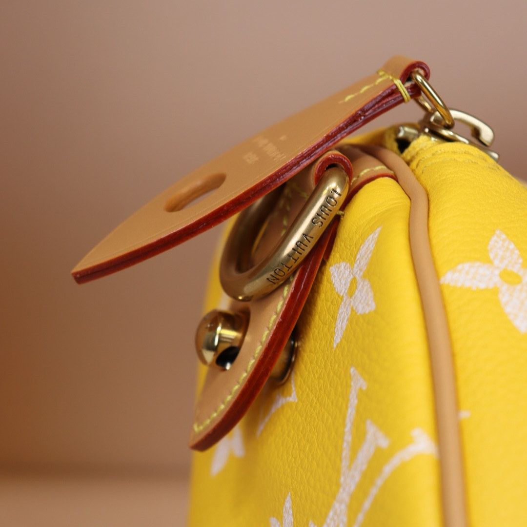 Louis Vuitton o1rshd1 Size: 40 / Speedy 40 P9 Bandoulière Bag in Yellow Size ONE SIZE - 15 Thumbnail